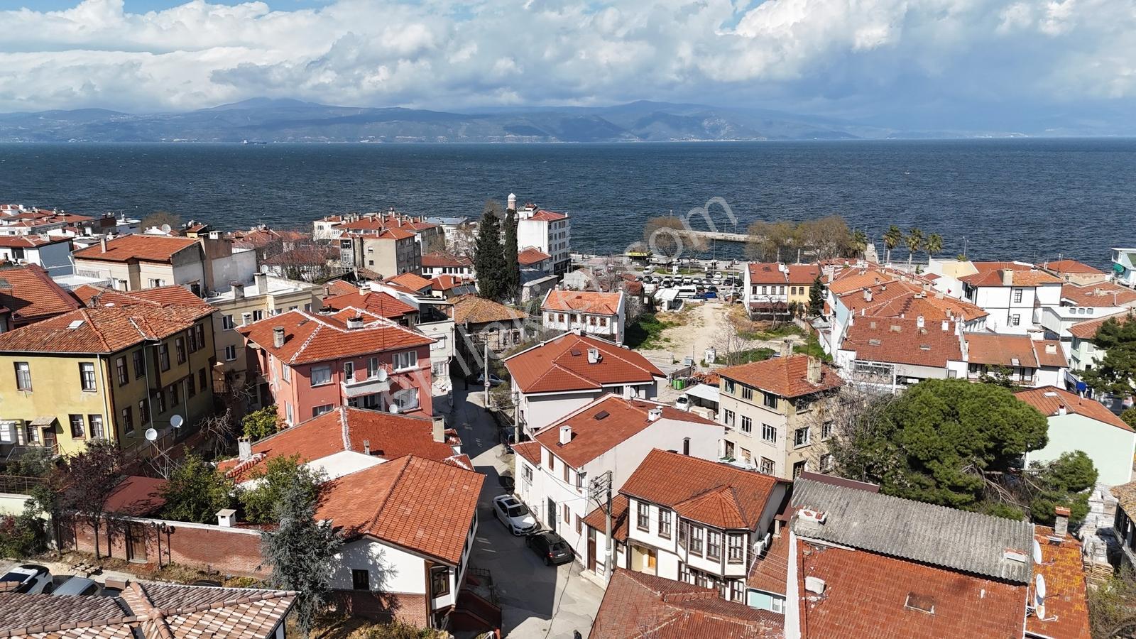 Mudanya Merkezde Sahile 200 Metre Yürüme Mesafesinde Bahçeli - Görsel 4