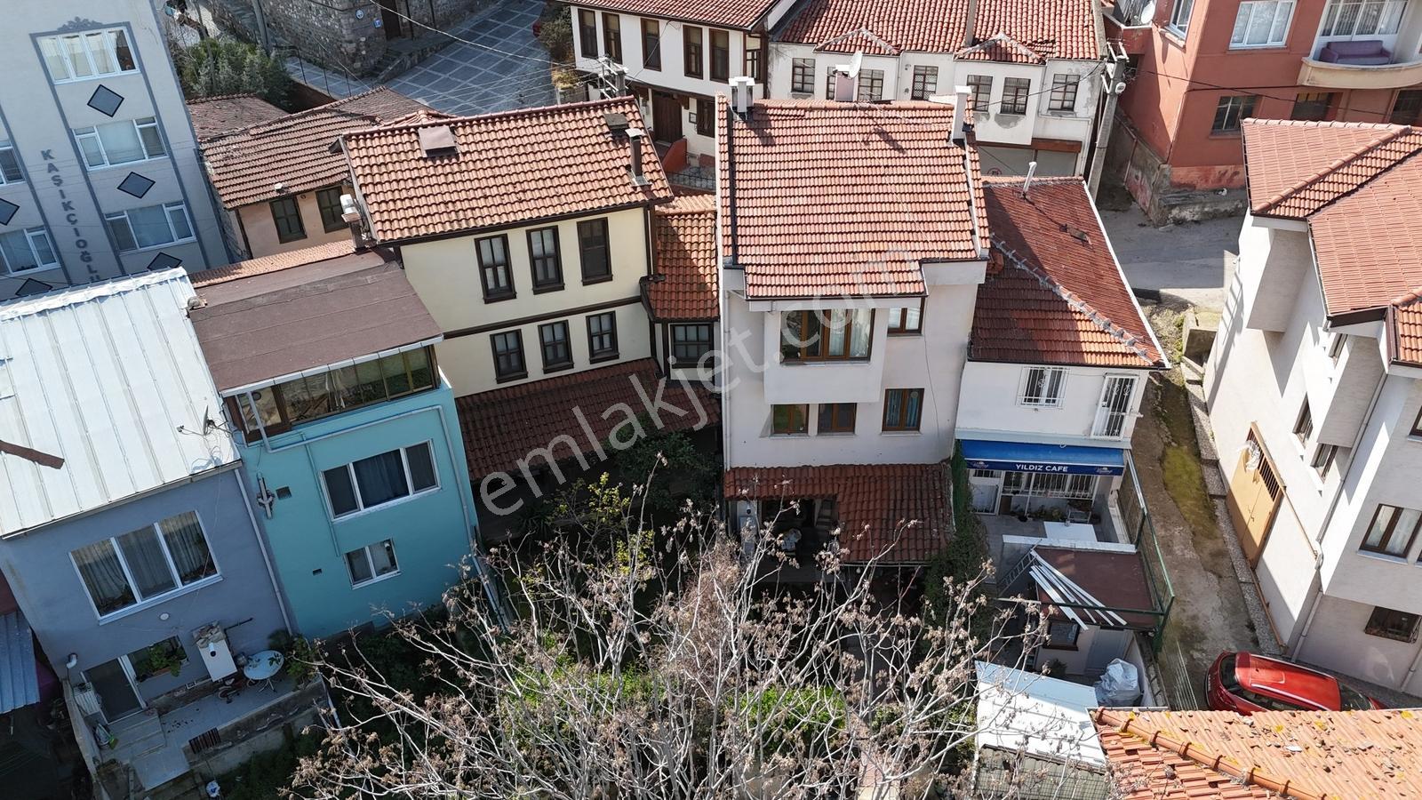 Mudanya Merkezde Sahile 200 Metre Yürüme Mesafesinde Bahçeli - Görsel 21