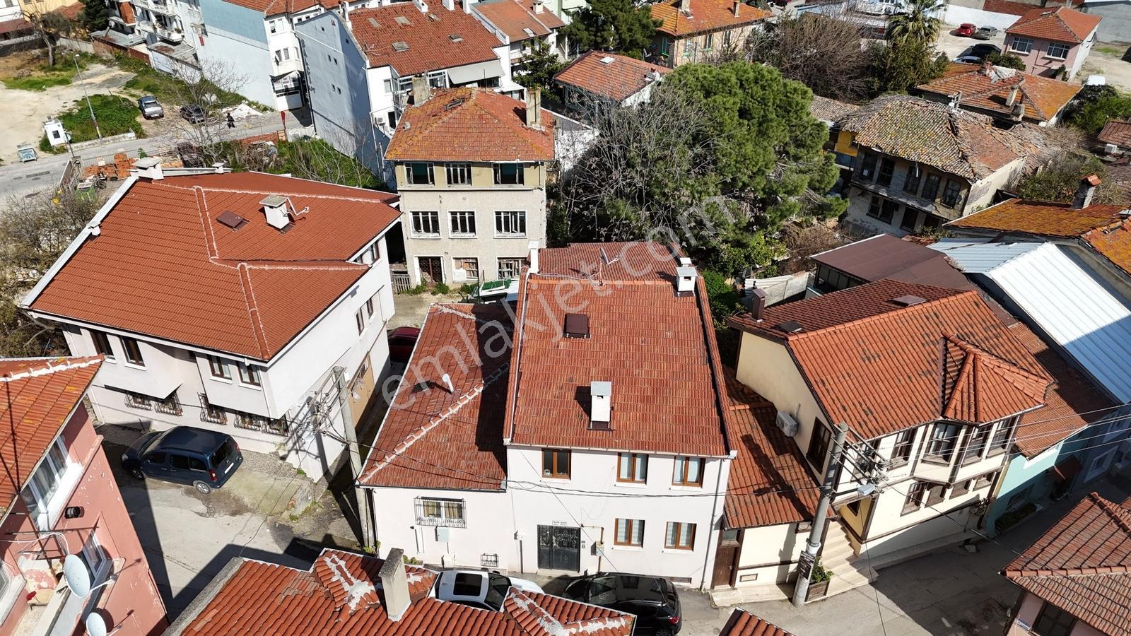 Mudanya Merkezde Sahile 200 Metre Yürüme Mesafesinde Bahçeli - Görsel 13