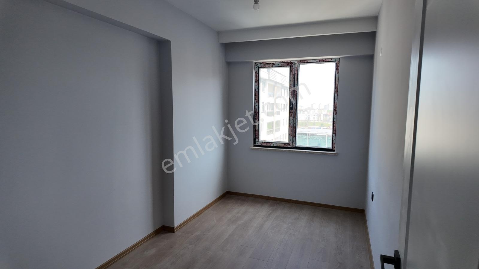 Karşıyakada Sıfır, Deniz Cepheli, Site İçerisinde 3+1 Fırsatı - Görsel 8