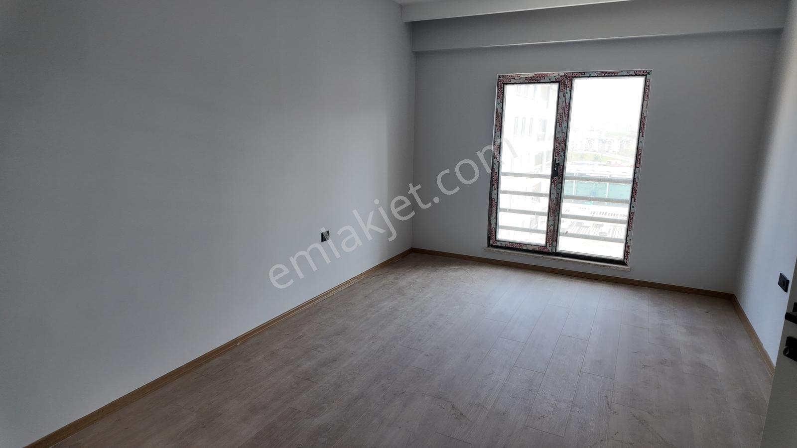 Karşıyakada Sıfır, Deniz Cepheli, Site İçerisinde 3+1 Fırsatı - Görsel 16