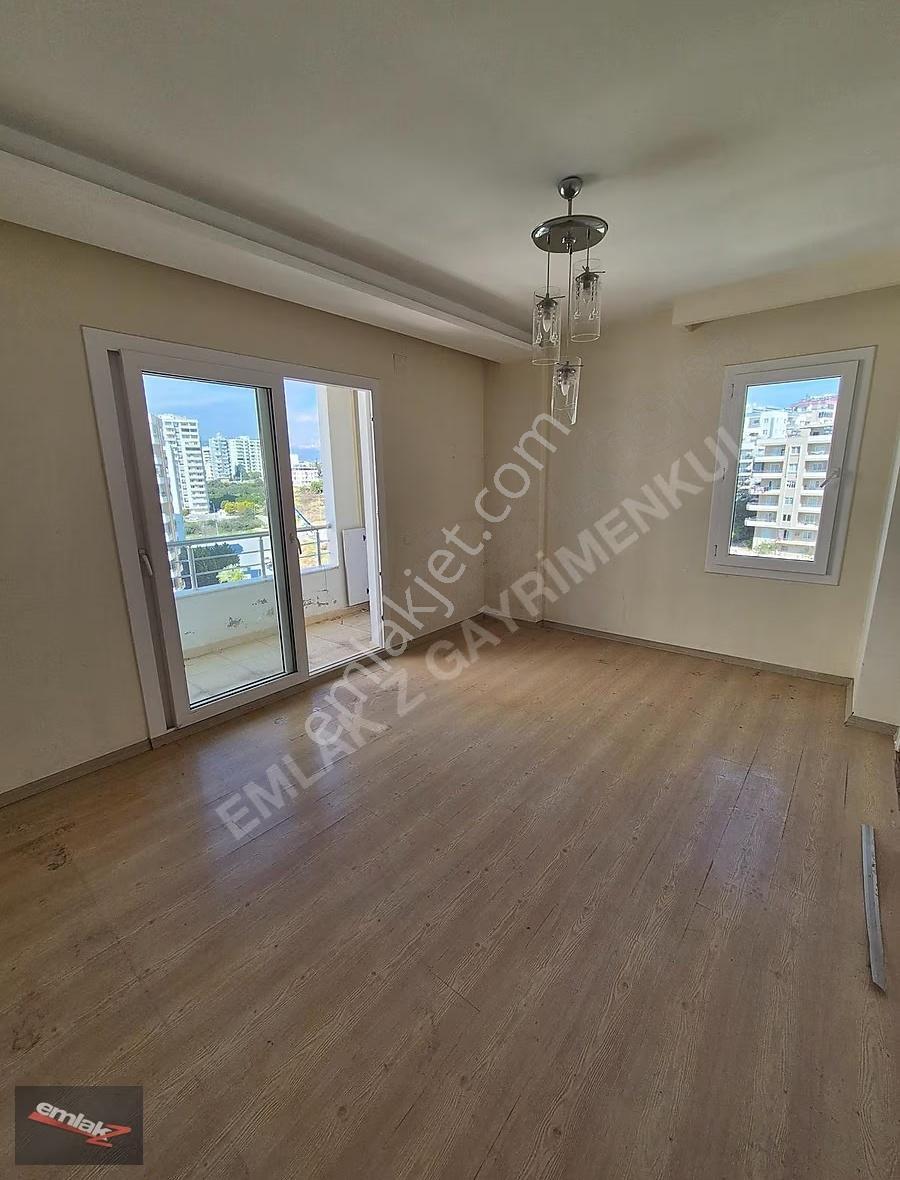 Havuzlu Site İçinde, 3 Cepheli Açık 2+1 Daire - Görsel 25