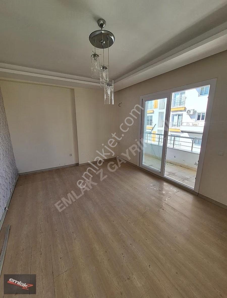 Havuzlu Site İçinde, 3 Cepheli Açık 2+1 Daire - Görsel 23
