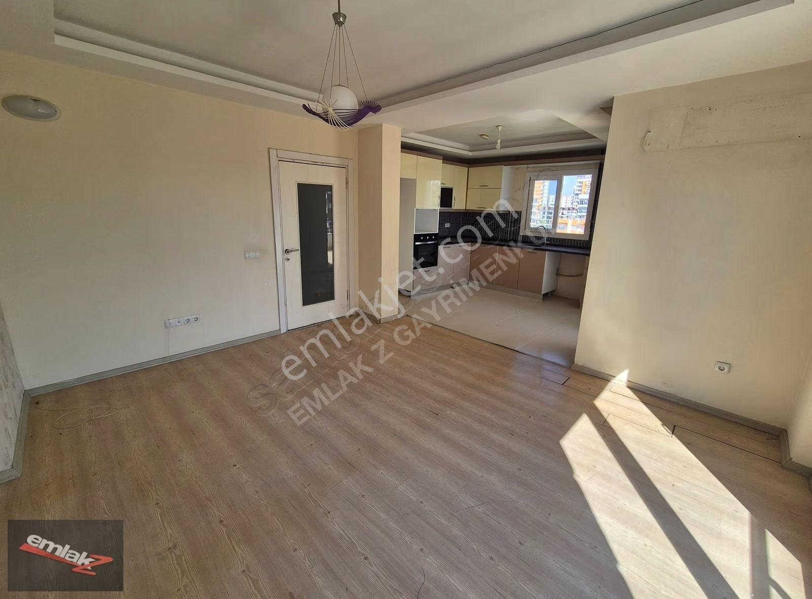 Havuzlu Site İçinde, 3 Cepheli Açık 2+1 Daire - Görsel 10