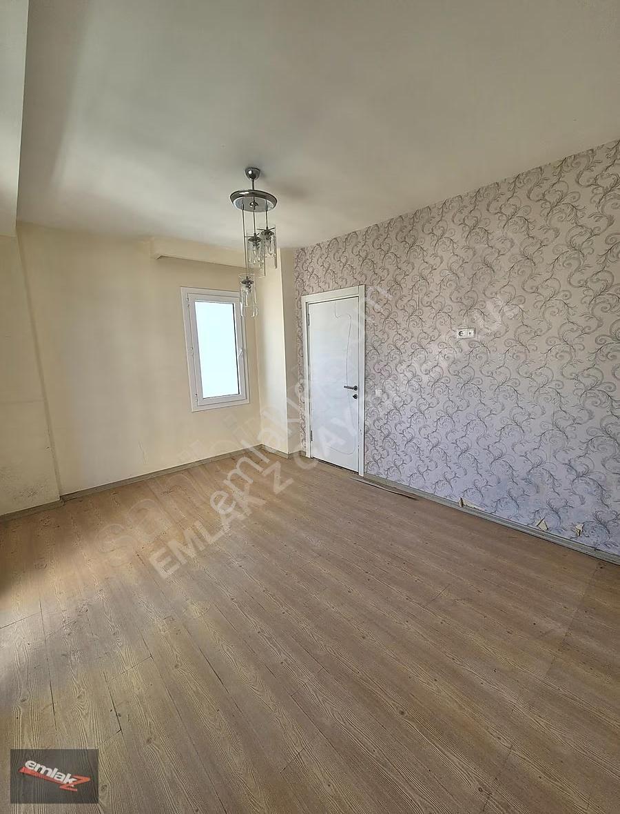 Havuzlu Site İçinde, 3 Cepheli Açık 2+1 Daire - Görsel 31