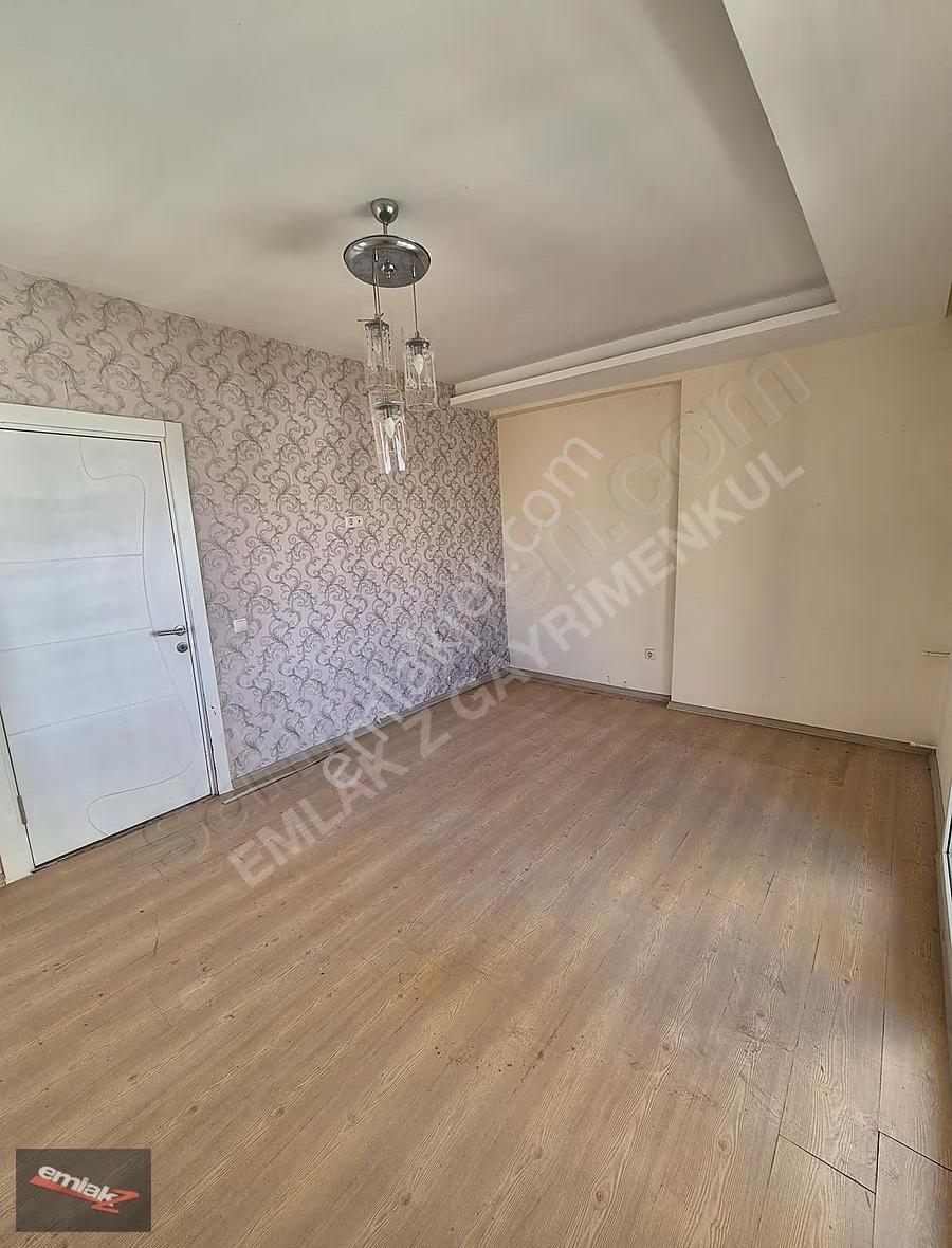 Havuzlu Site İçinde, 3 Cepheli Açık 2+1 Daire - Görsel 28