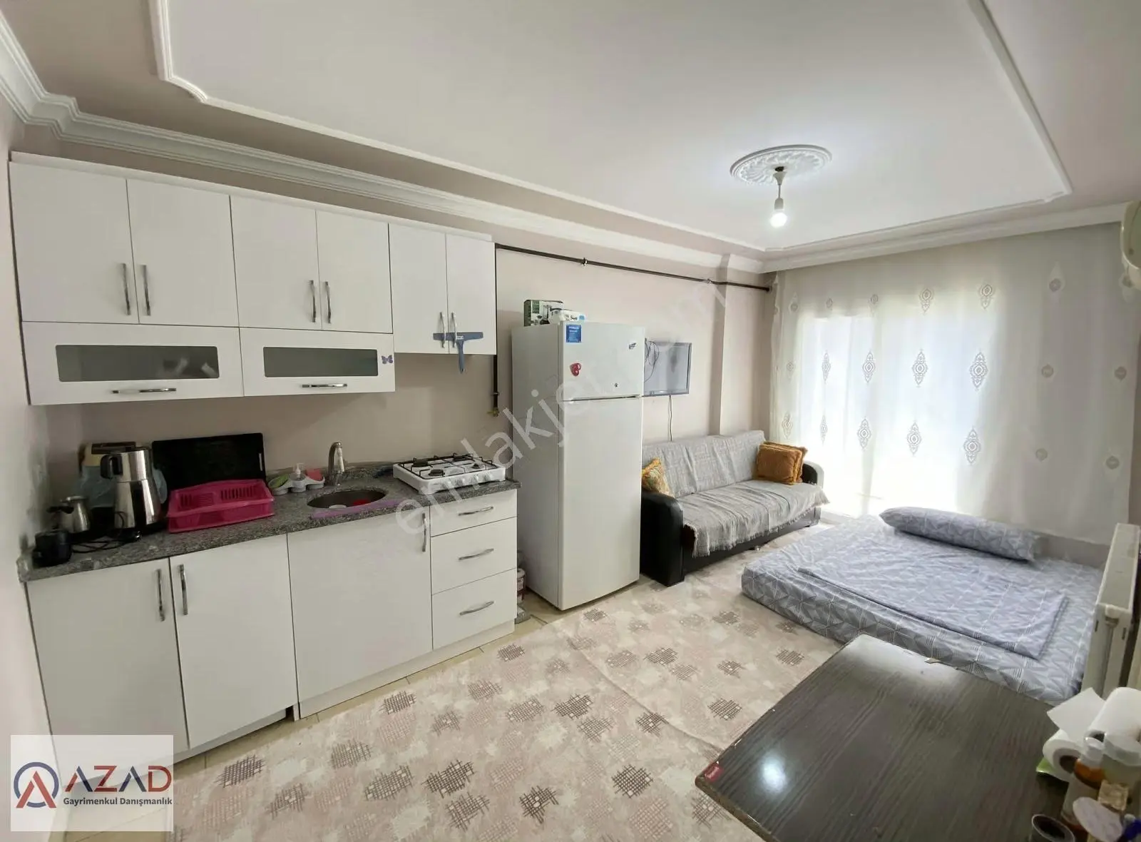 Azad-fakıuşağı Mah. Üniversite Civarı Satılık Eşyalı Apart
