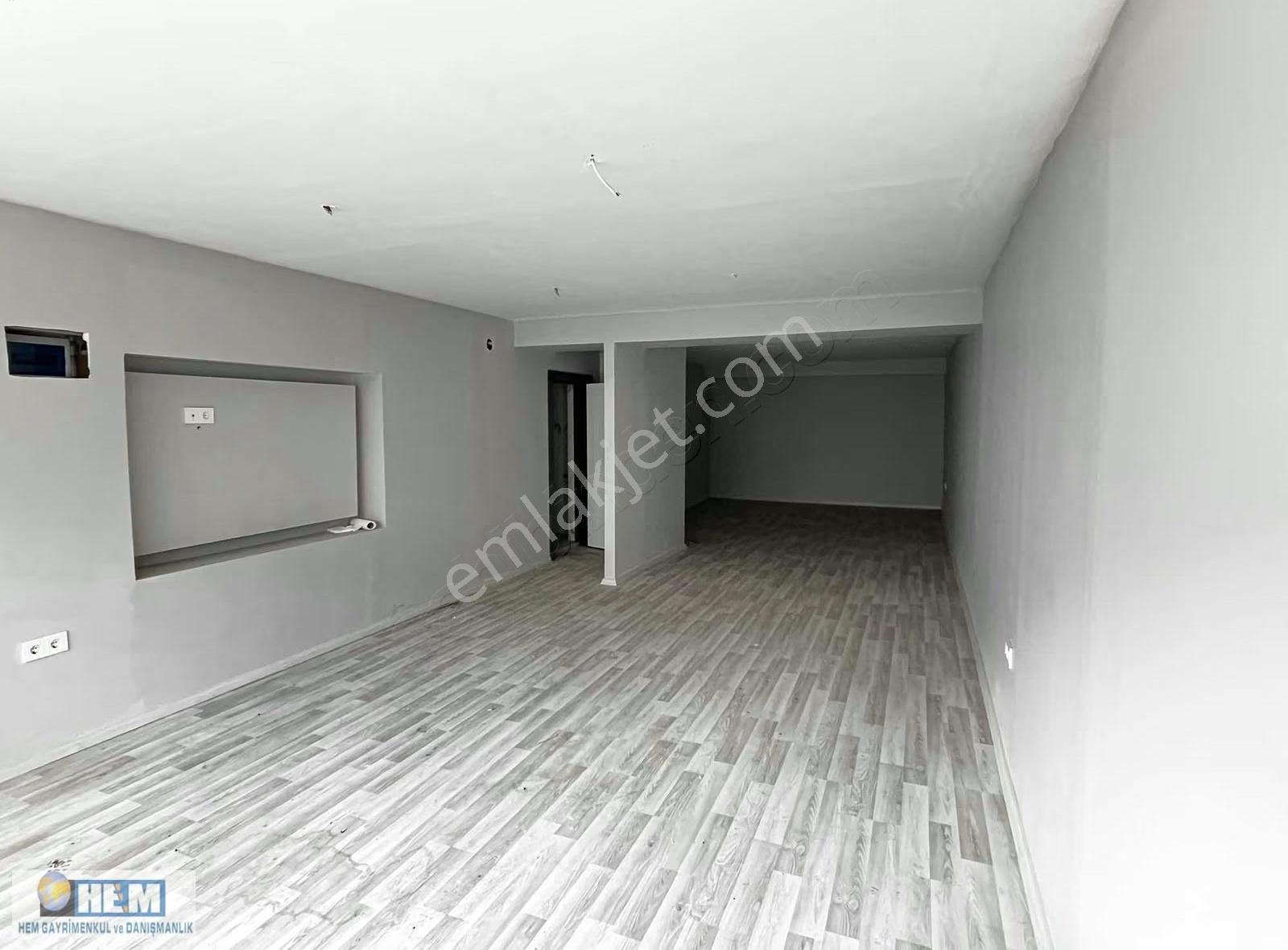Gimat 5. Blok'da Geniş Blok 72'lik Kiralık Dükkan - Görsel 8