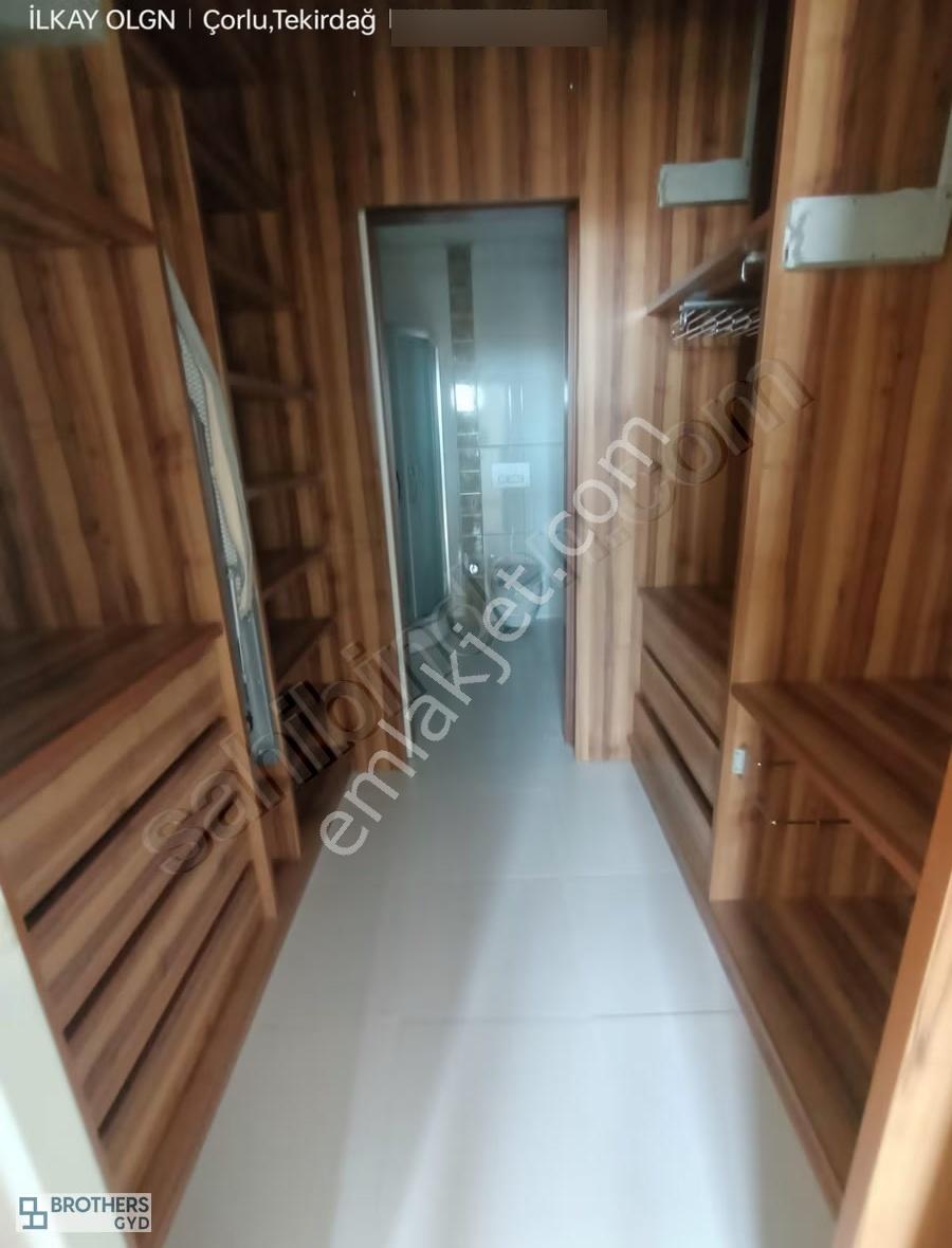 Brothersdan Hürriyet Mah.185m2 3+1 Arakat İskanlı Kiralık Daire - Görsel 10