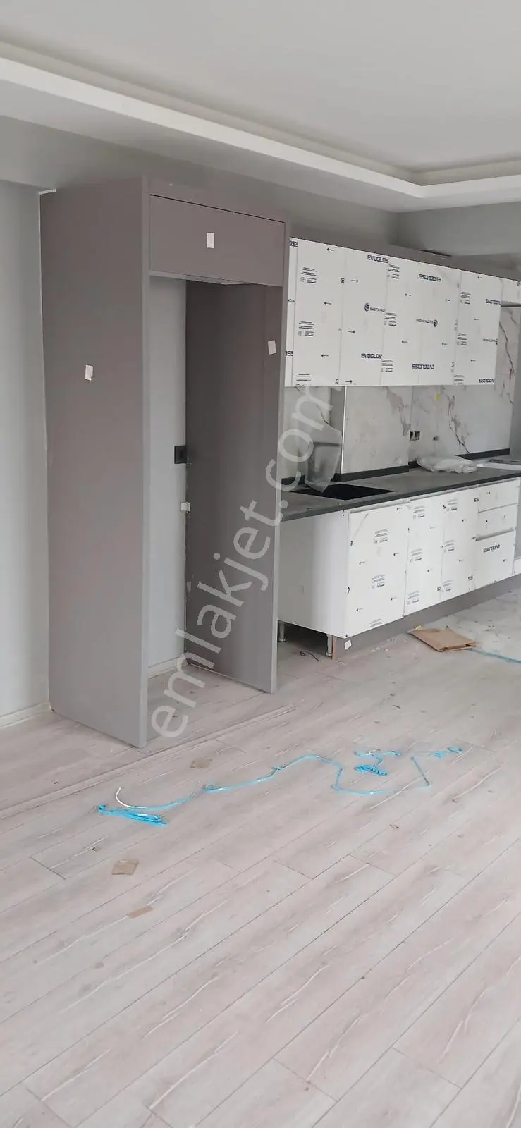 Menemen Günerli Mahallesi Merkezde Satılık Lüks Dubleks Villa..