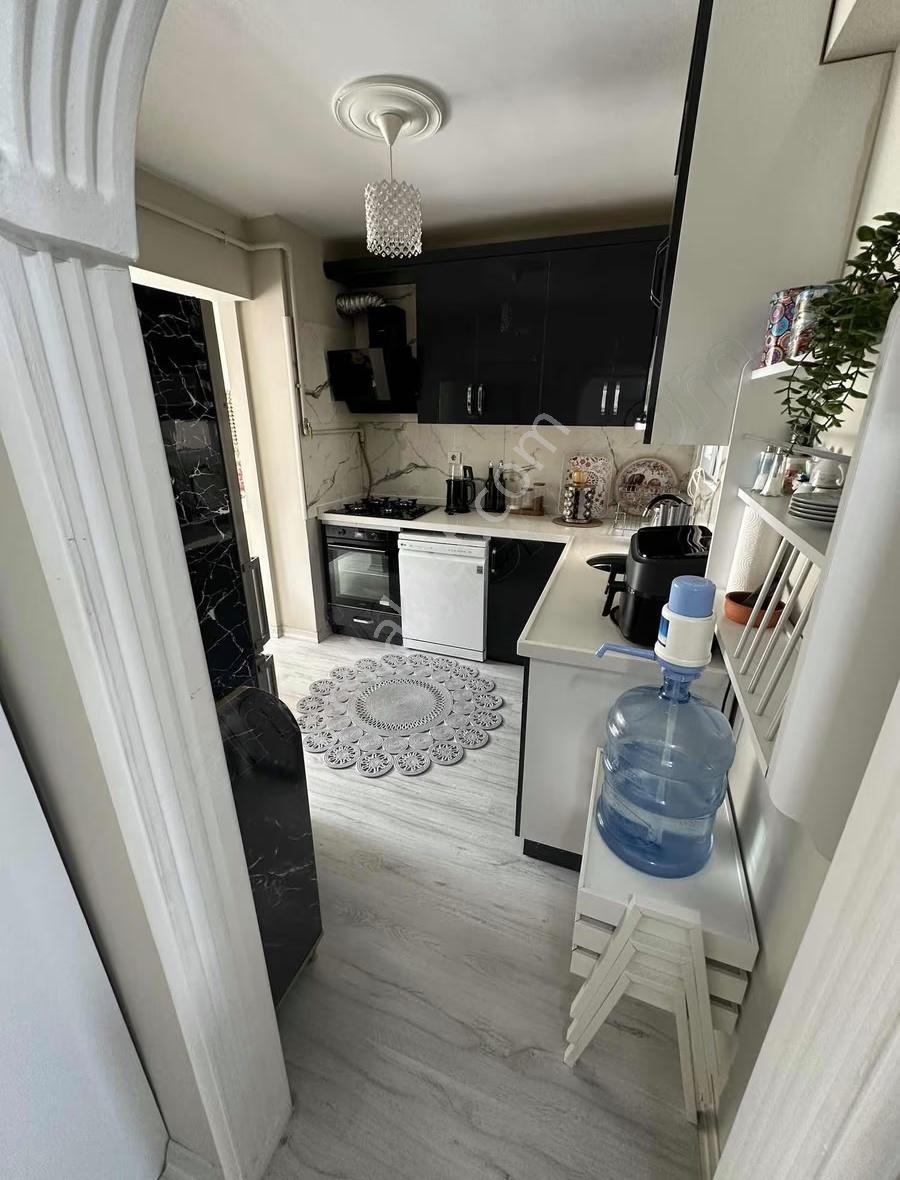 Umurbey Mahallesinde Satılık 2+1 Fuul Yapılı Manzaralı Daire - Görsel 17