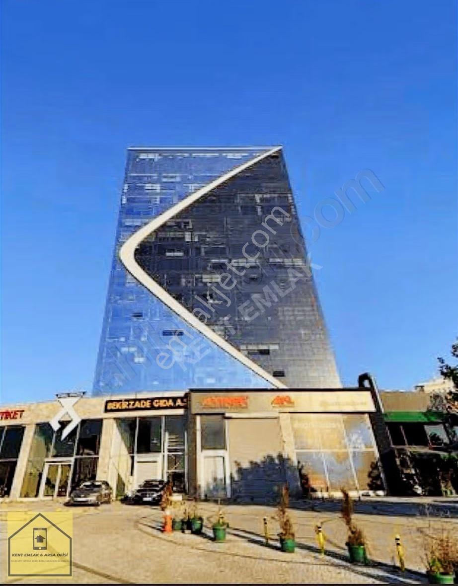 Başkule Plaza Satılık Ofıs Katı