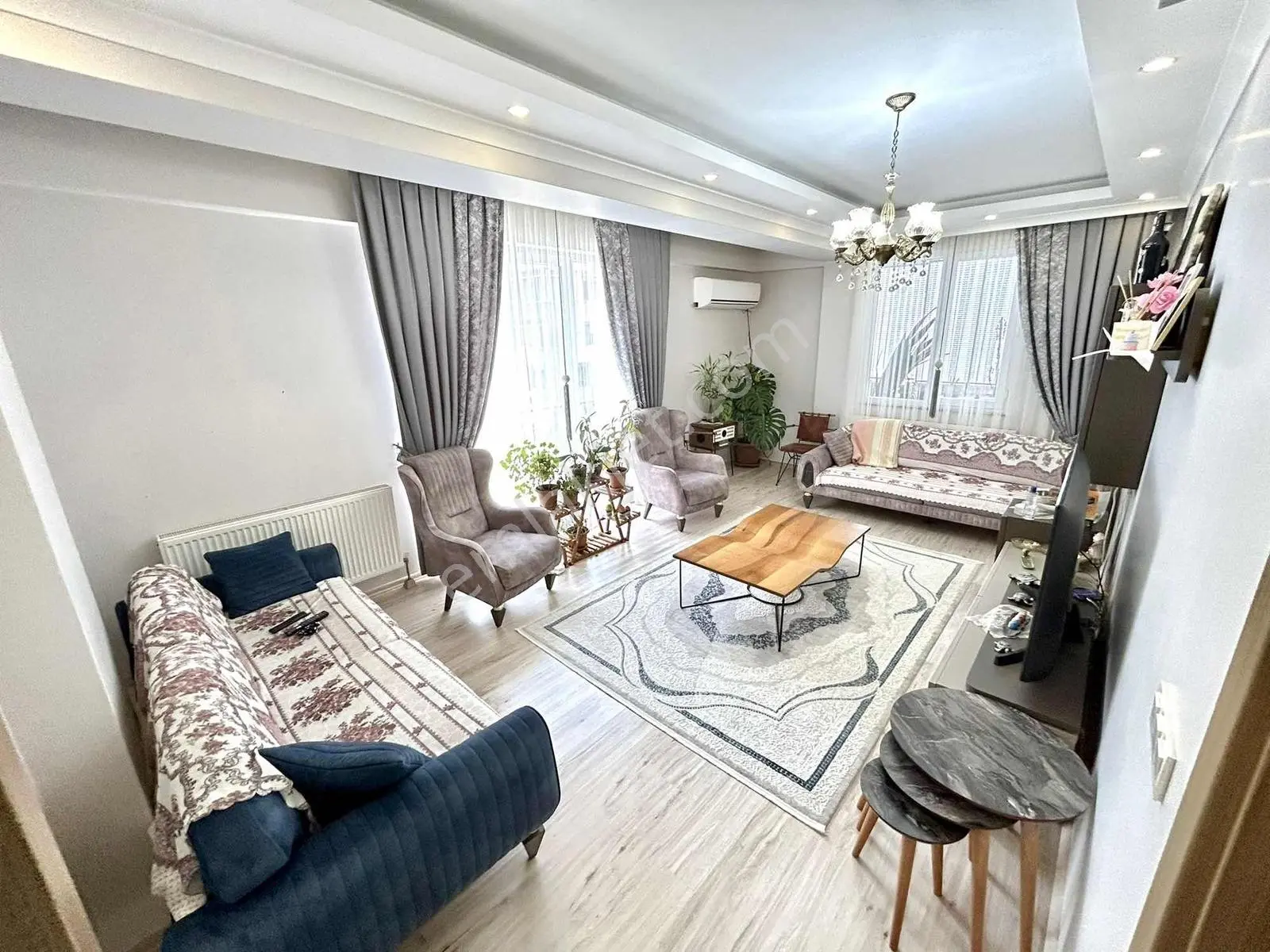 Çobançeşme'de Bulvara Yakın 3+1 Ferah Satılık Daire Fırsatı
