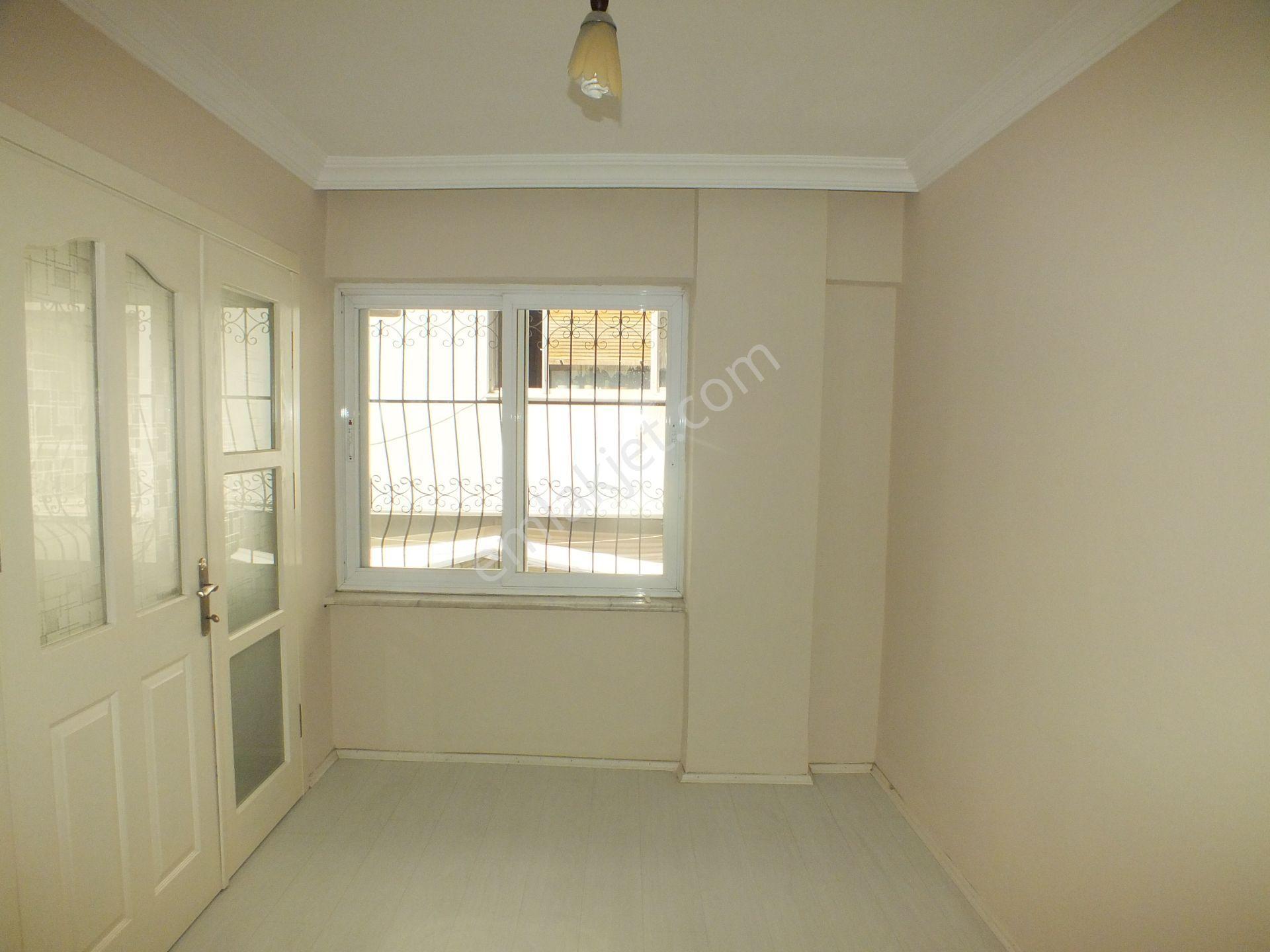 143 Turan Mahallesinde Kiralık 3+1 Dükkan Üzeri Daire