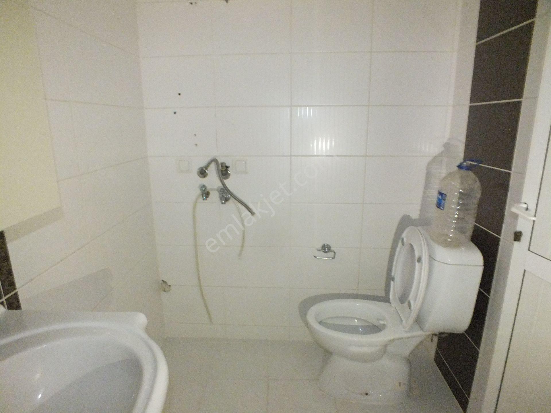 143 Turan Mahallesinde Kiralık 3+1 Dükkan Üzeri Daire - Görsel 18