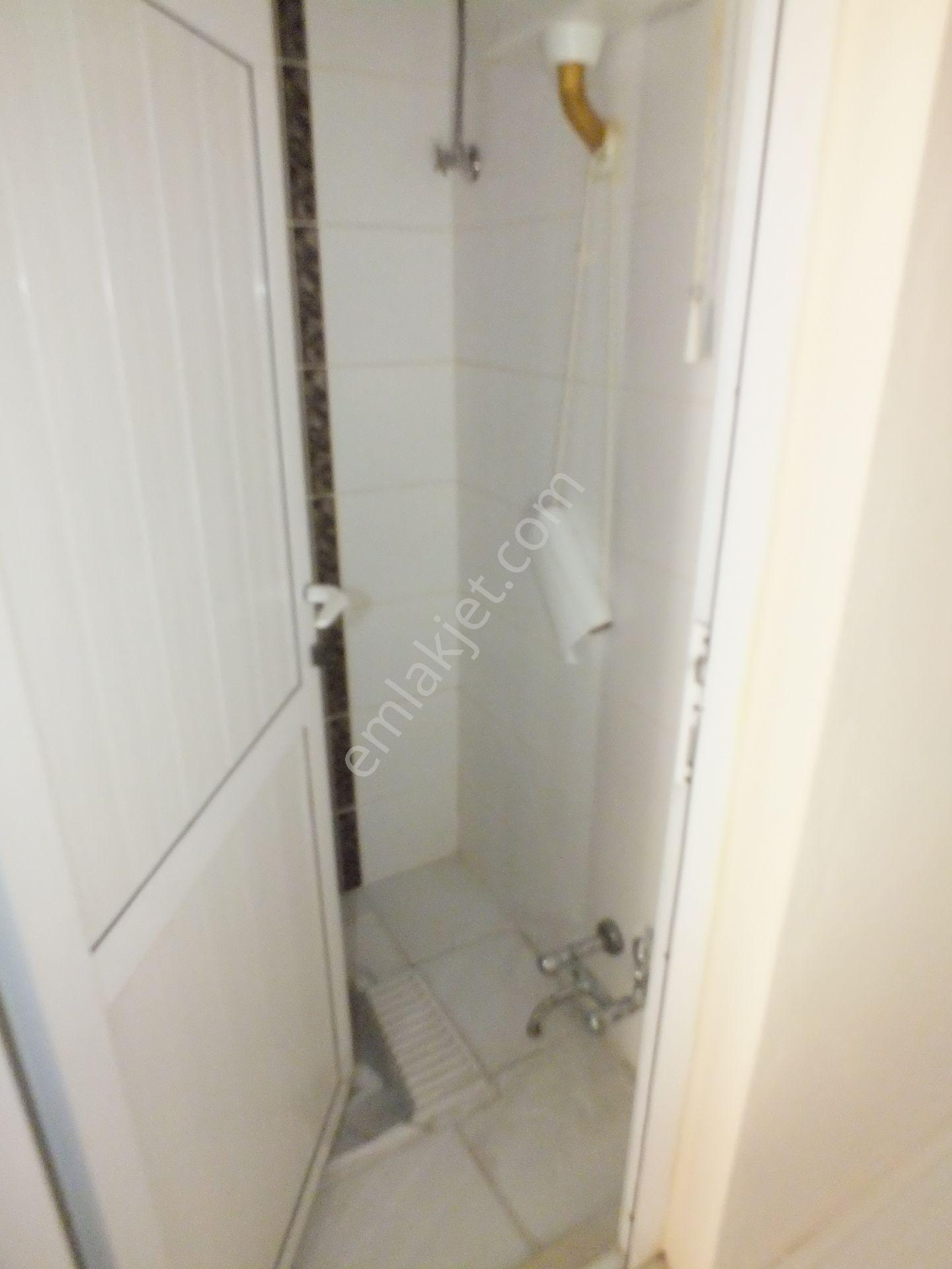 143 Turan Mahallesinde Kiralık 3+1 Dükkan Üzeri Daire - Görsel 15