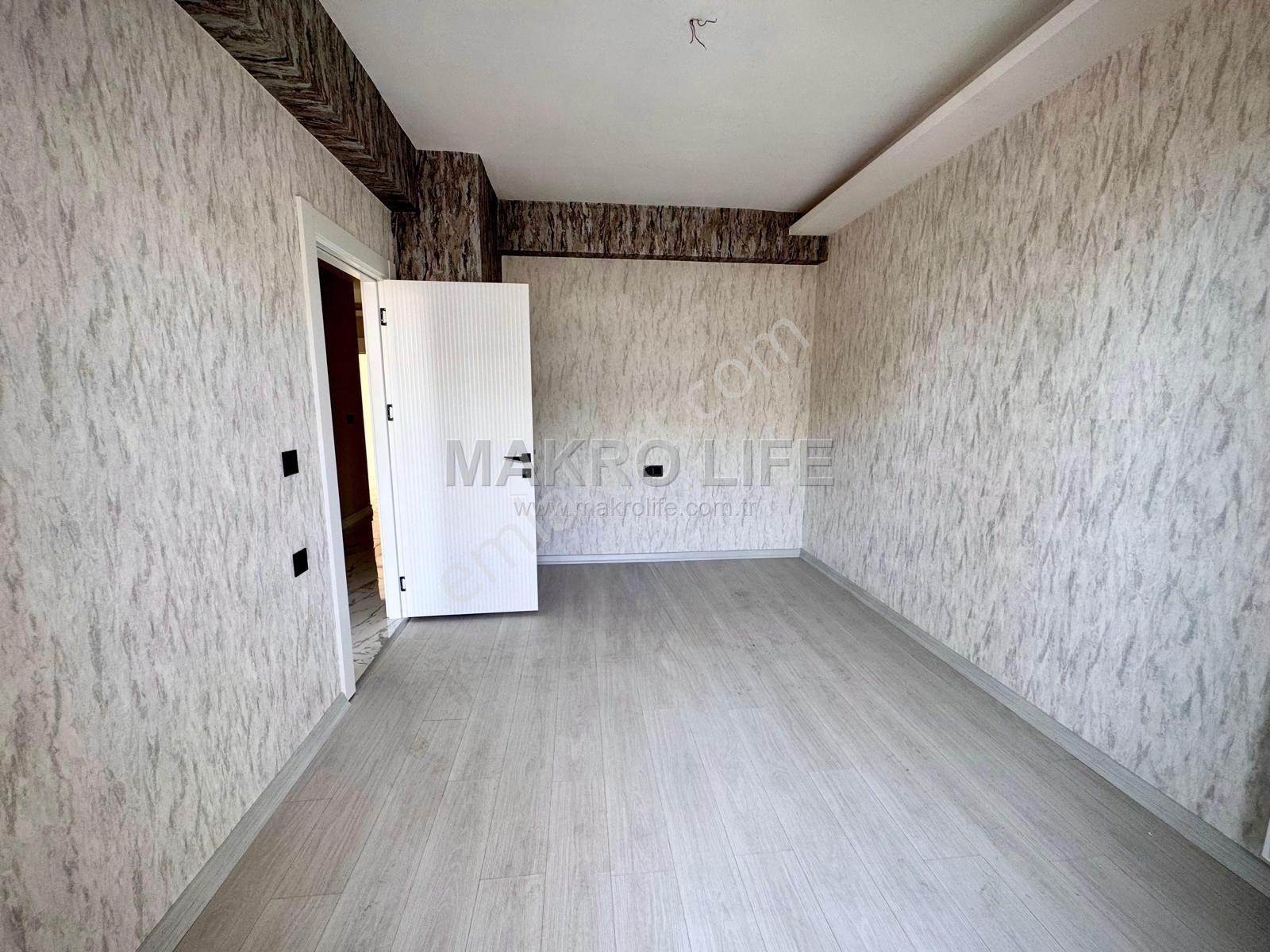 Winstown Civarı 3,5+1 Acil Satılık Lüx Daire - Görsel 22