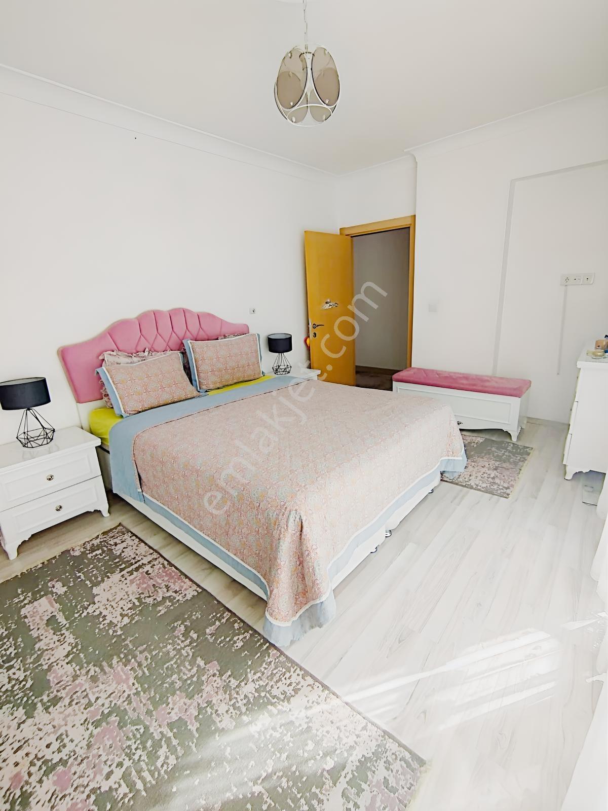 Kaletepe Erol Kaya Cad. Site İçi Ful Yapılı İskanlı Güney Cephe - Görsel 18