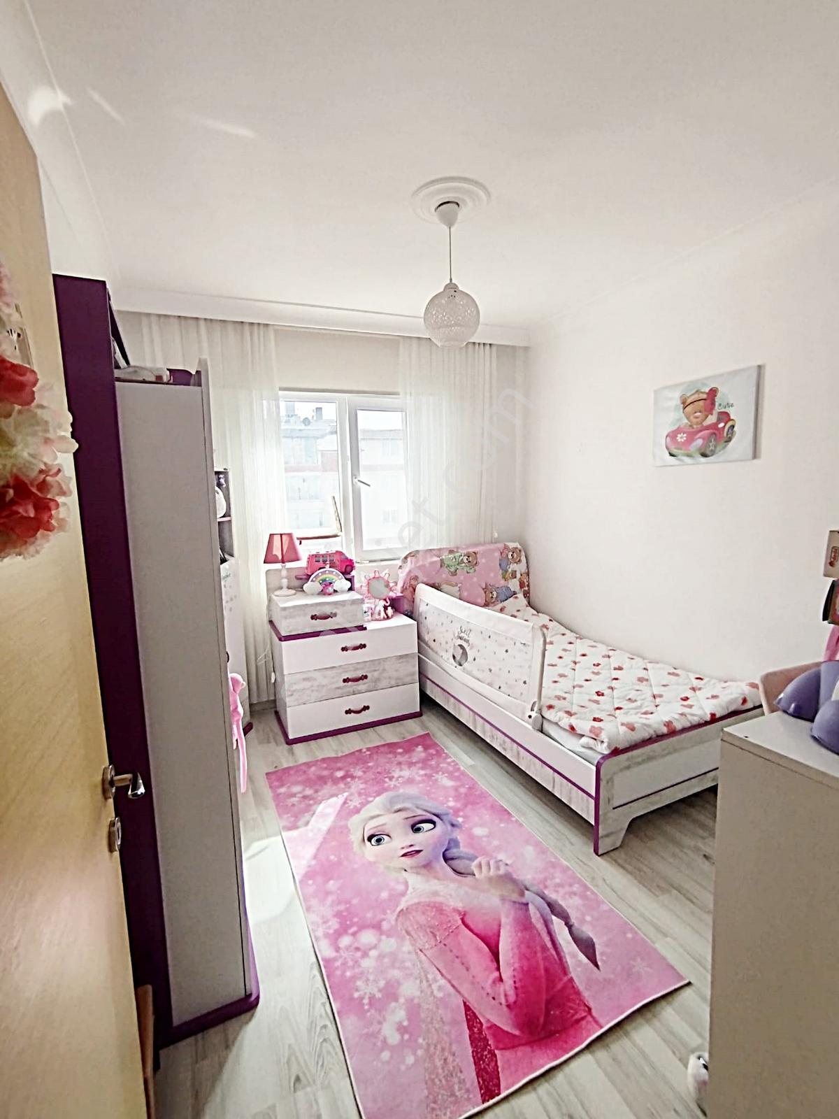 Kaletepe Erol Kaya Cad. Site İçi Ful Yapılı İskanlı Güney Cephe - Görsel 17