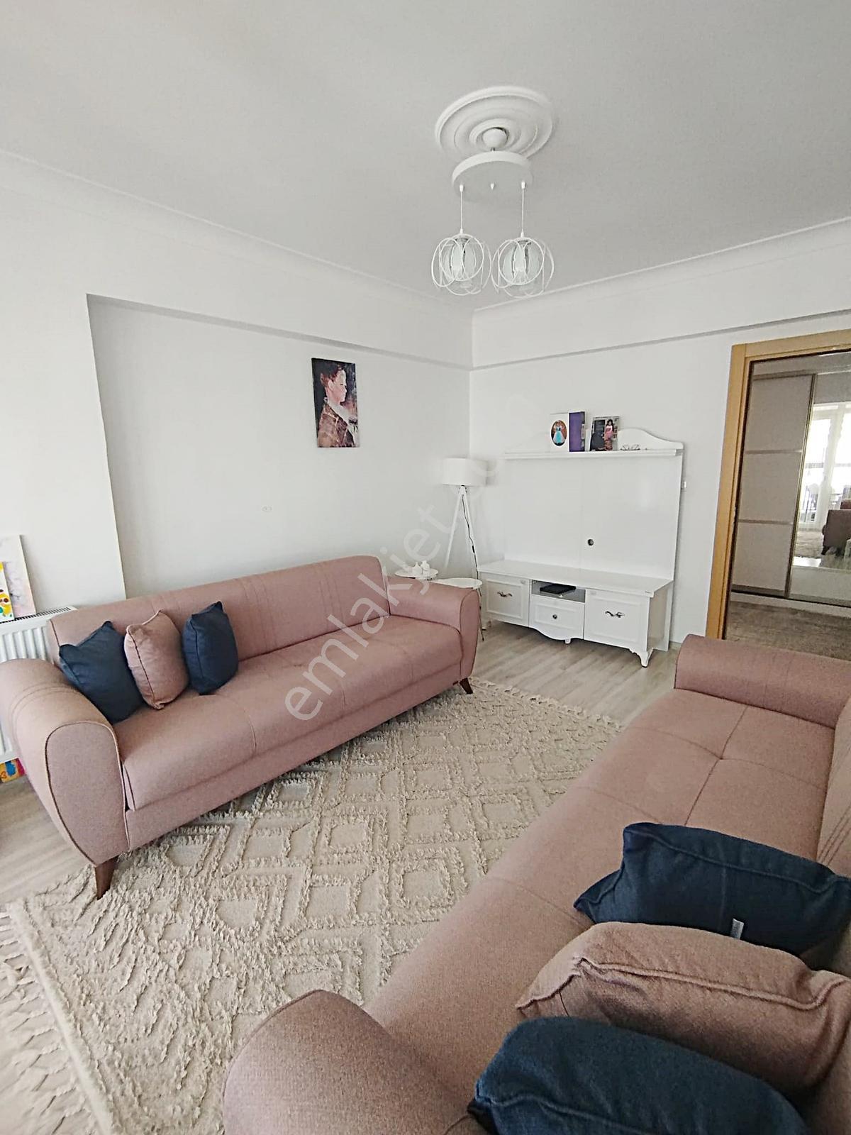Kaletepe Erol Kaya Cad. Site İçi Ful Yapılı İskanlı Güney Cephe - Görsel 15