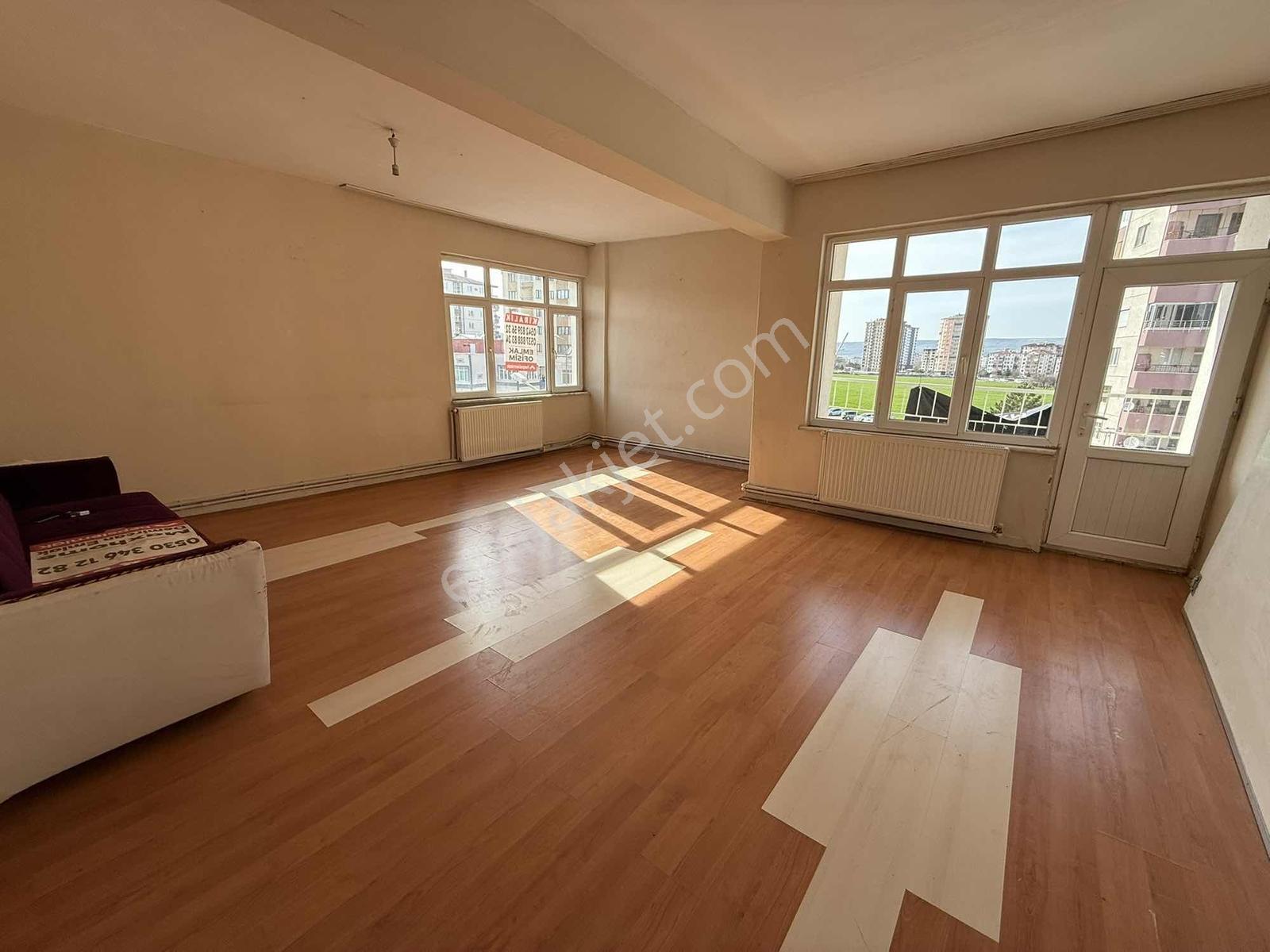 Yenişehir Mahallesinde 2+1 Kiralık Daire - Görsel 9