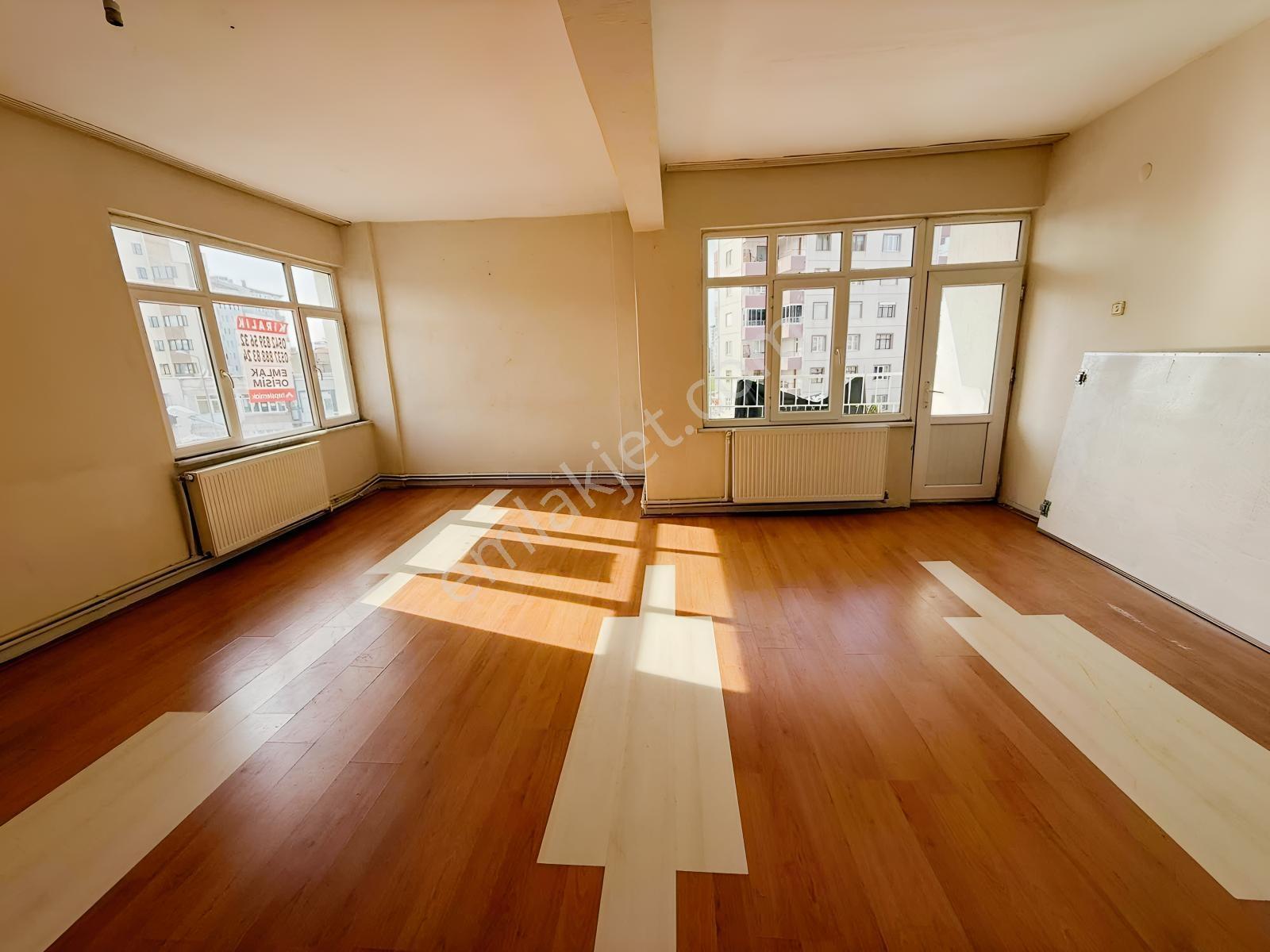Yenişehir Mahallesinde 2+1 Kiralık Daire - Görsel 11