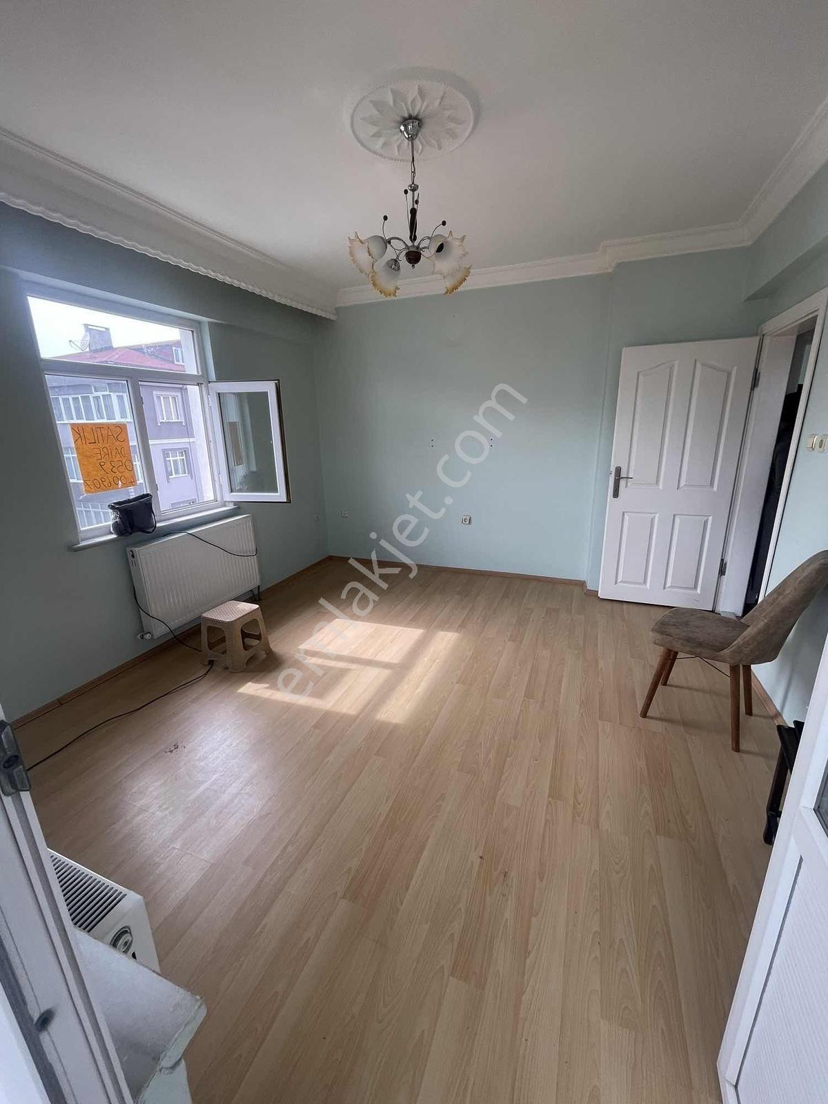 Delfa Yapı İnşaat 2 + 1 Acil Satılık 2.300.000 Tl