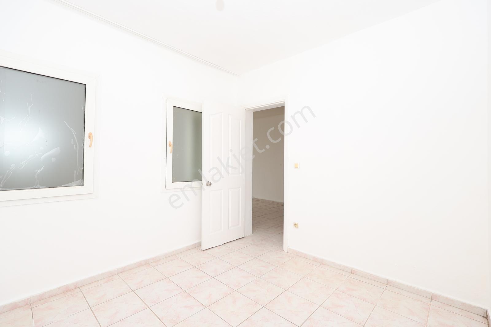 S-a-k-a-l-l-ı-d-a-n Turgutreiste Deniz Manzaralı Kiralık Daire - Görsel 7