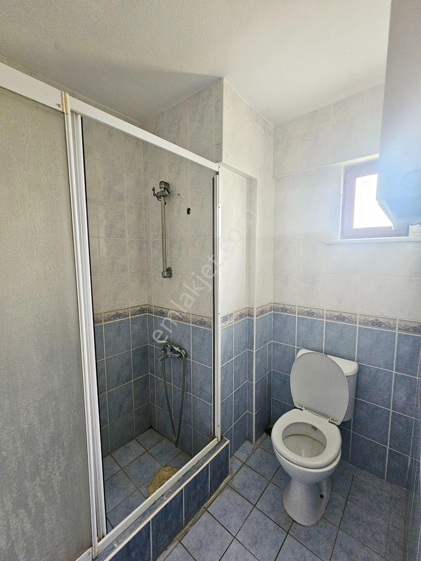 Gölcük Yazlık Mh'de Deniz Manzaralı 4+1 Kiralık Çatıdublex Daire - Görsel 24