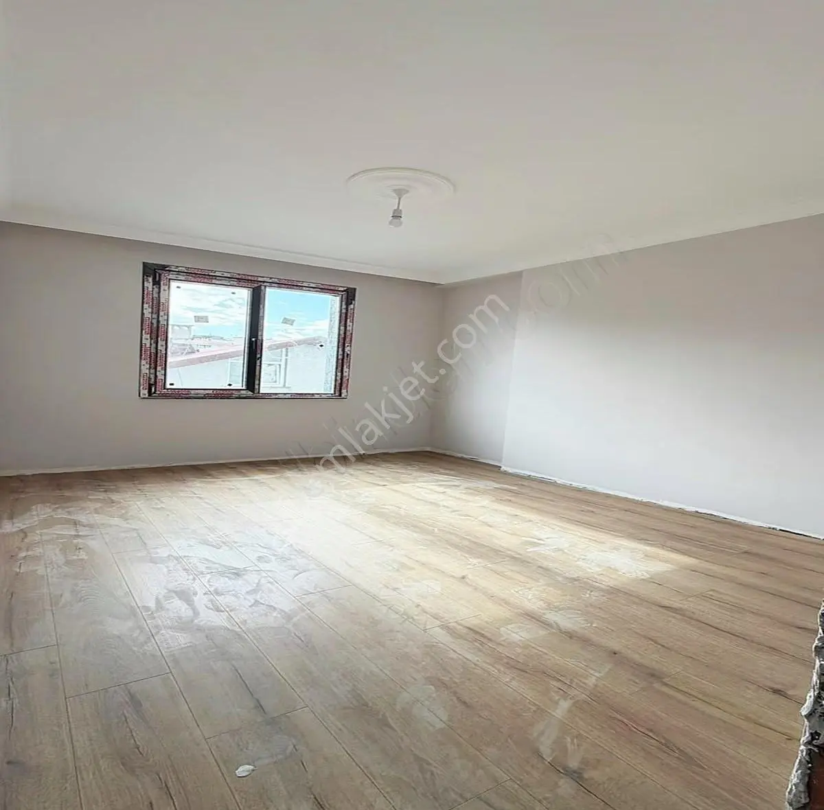 Sultanbeyli'de Cadde Üzeri 3+1, 110m² Lüks Daire - Görsel 14