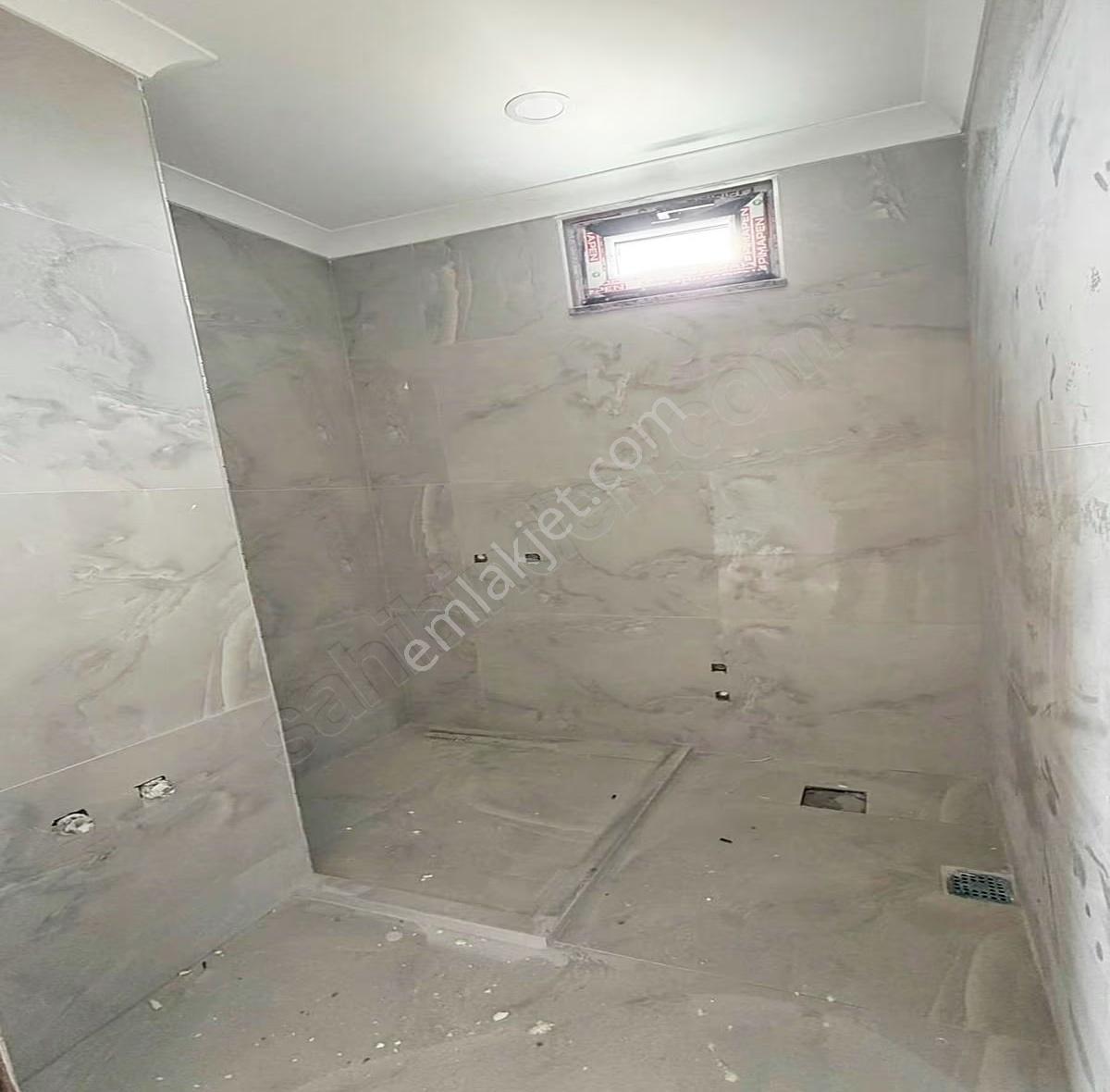 Sultanbeyli'de Cadde Üzeri 3+1, 110m² Lüks Daire - Görsel 10
