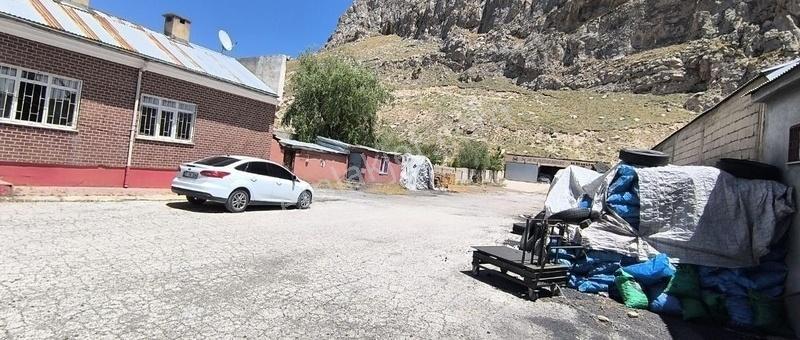 Kömürcüler Sitesinde Satılık Depo Ve 1.260 M2 Arsa - Görsel 11
