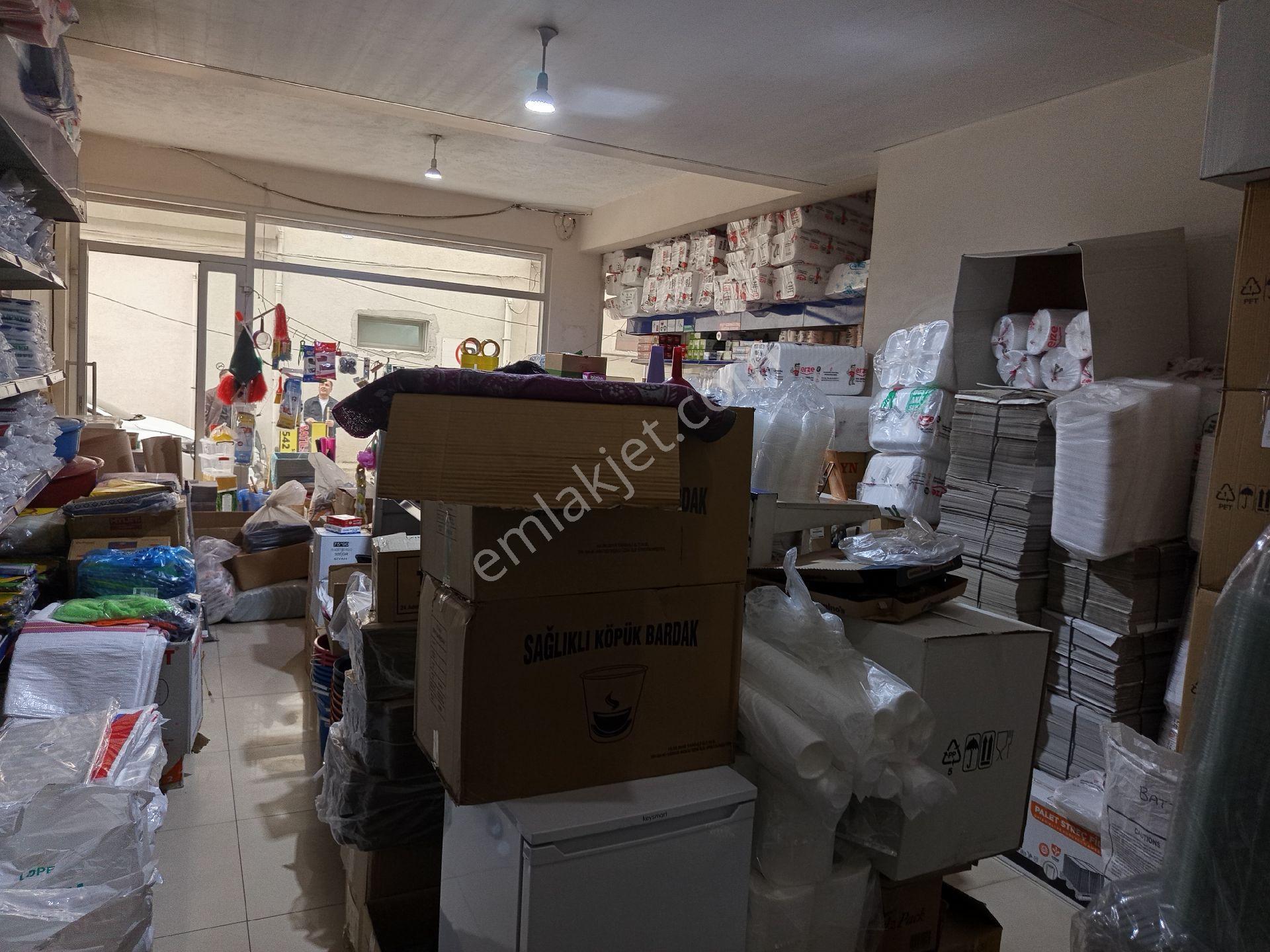 Turpa Konumevden Karabağlar Da Her Sektöre Uygun Satılık Dükkan - Görsel 15