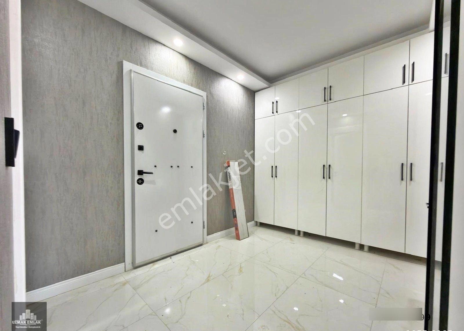 135m2 Kullanım Alanına Sahip Caddenin En Güzel Dairesi Satılık - Görsel 11