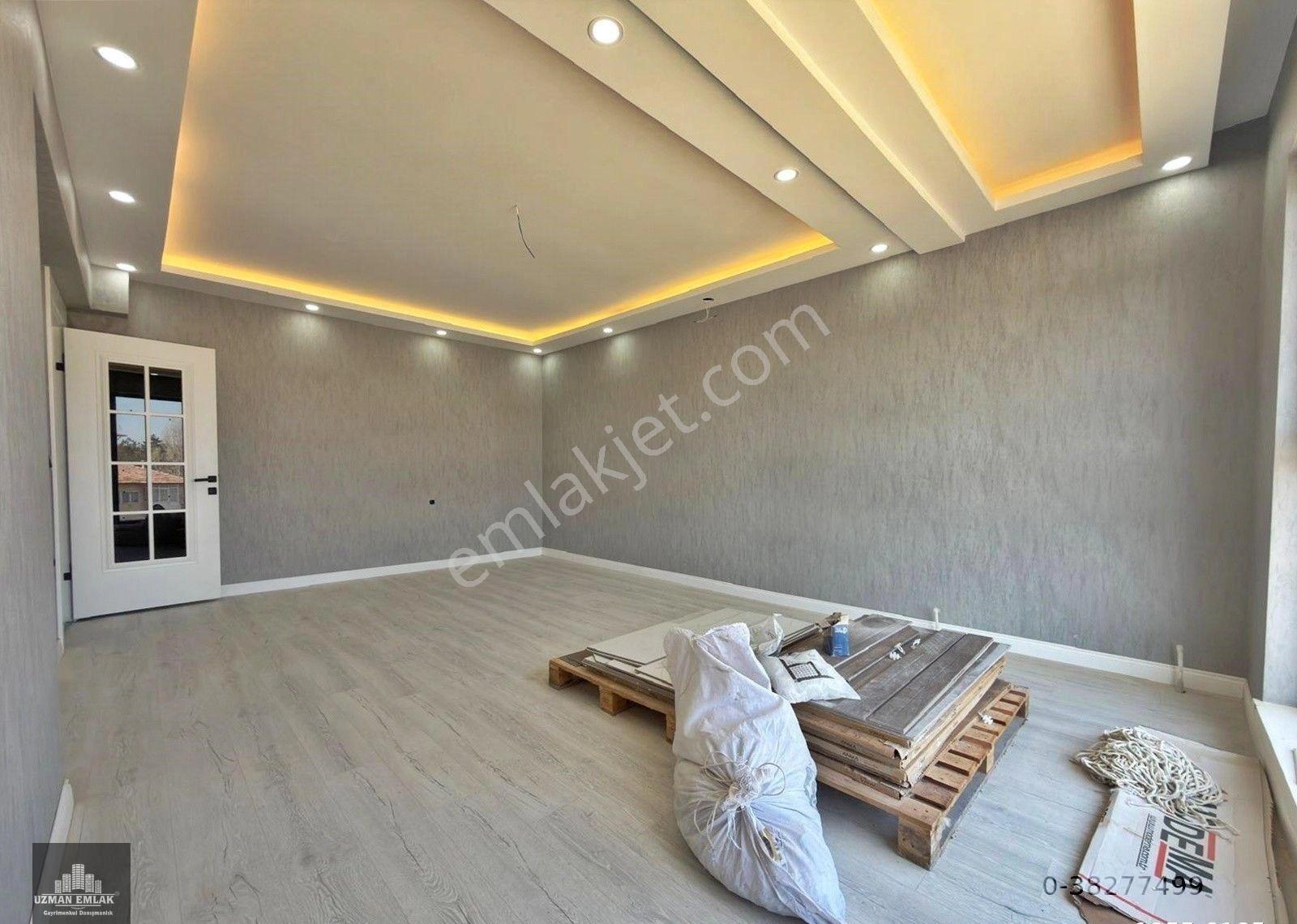 135m2 Kullanım Alanına Sahip Caddenin En Güzel Dairesi Satılık - Görsel 26