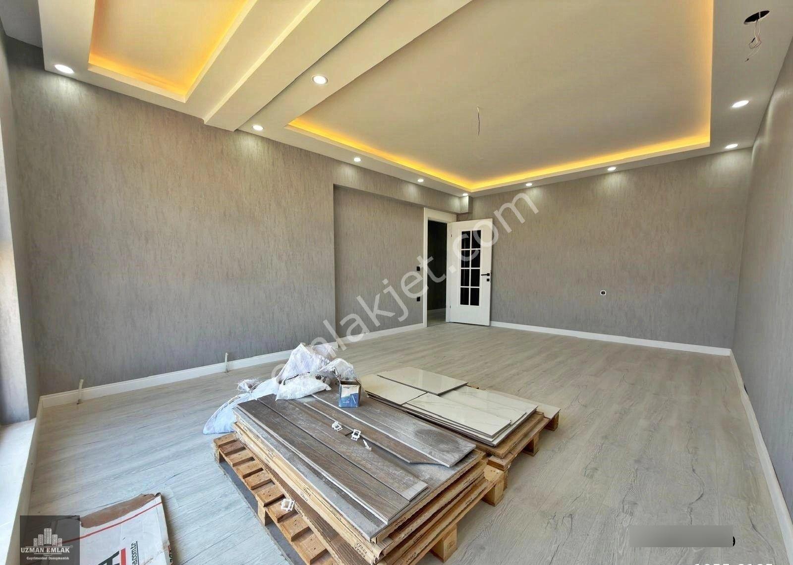 135m2 Kullanım Alanına Sahip Caddenin En Güzel Dairesi Satılık - Görsel 13