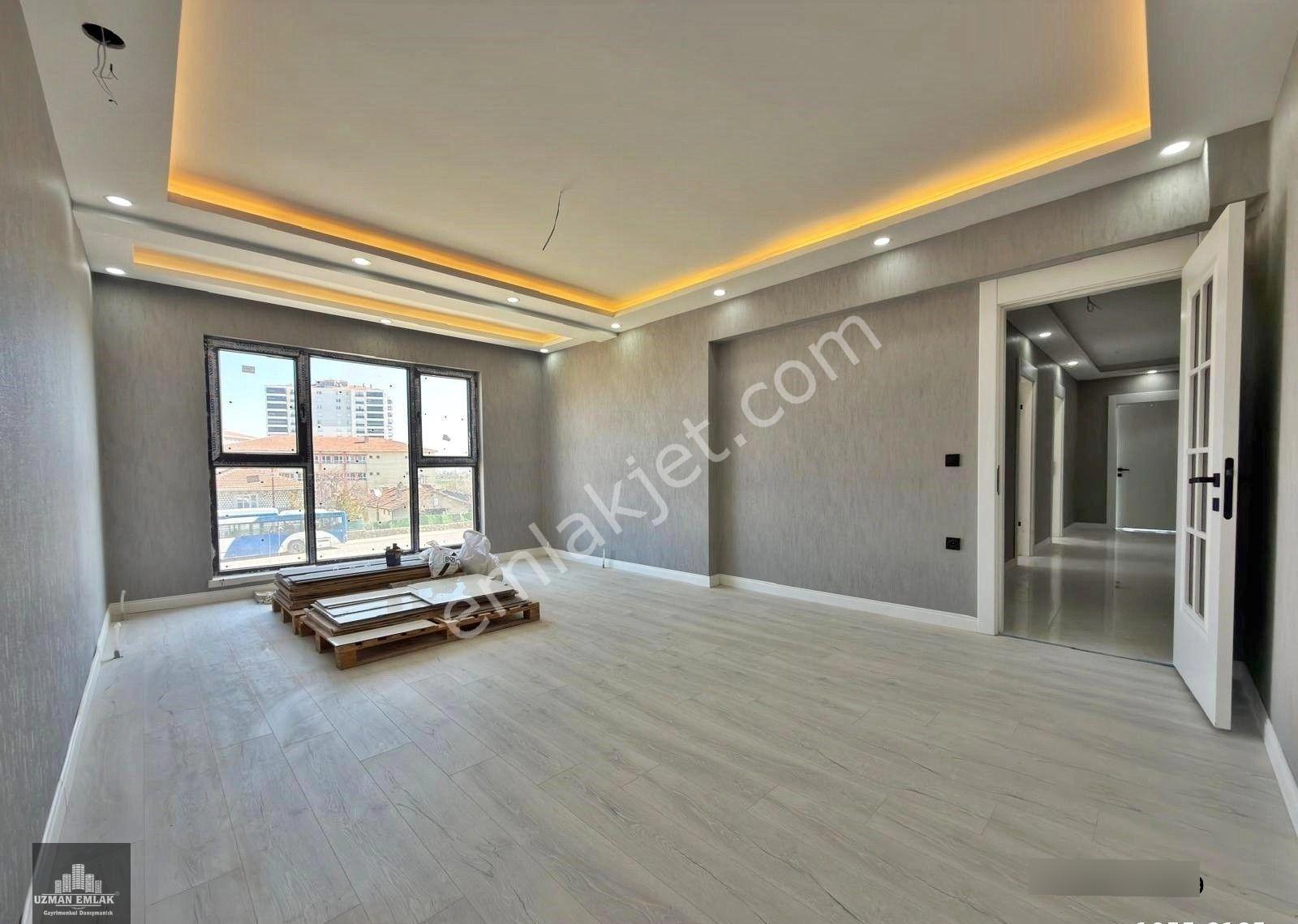 135m2 Kullanım Alanına Sahip Caddenin En Güzel Dairesi Satılık - Görsel 30