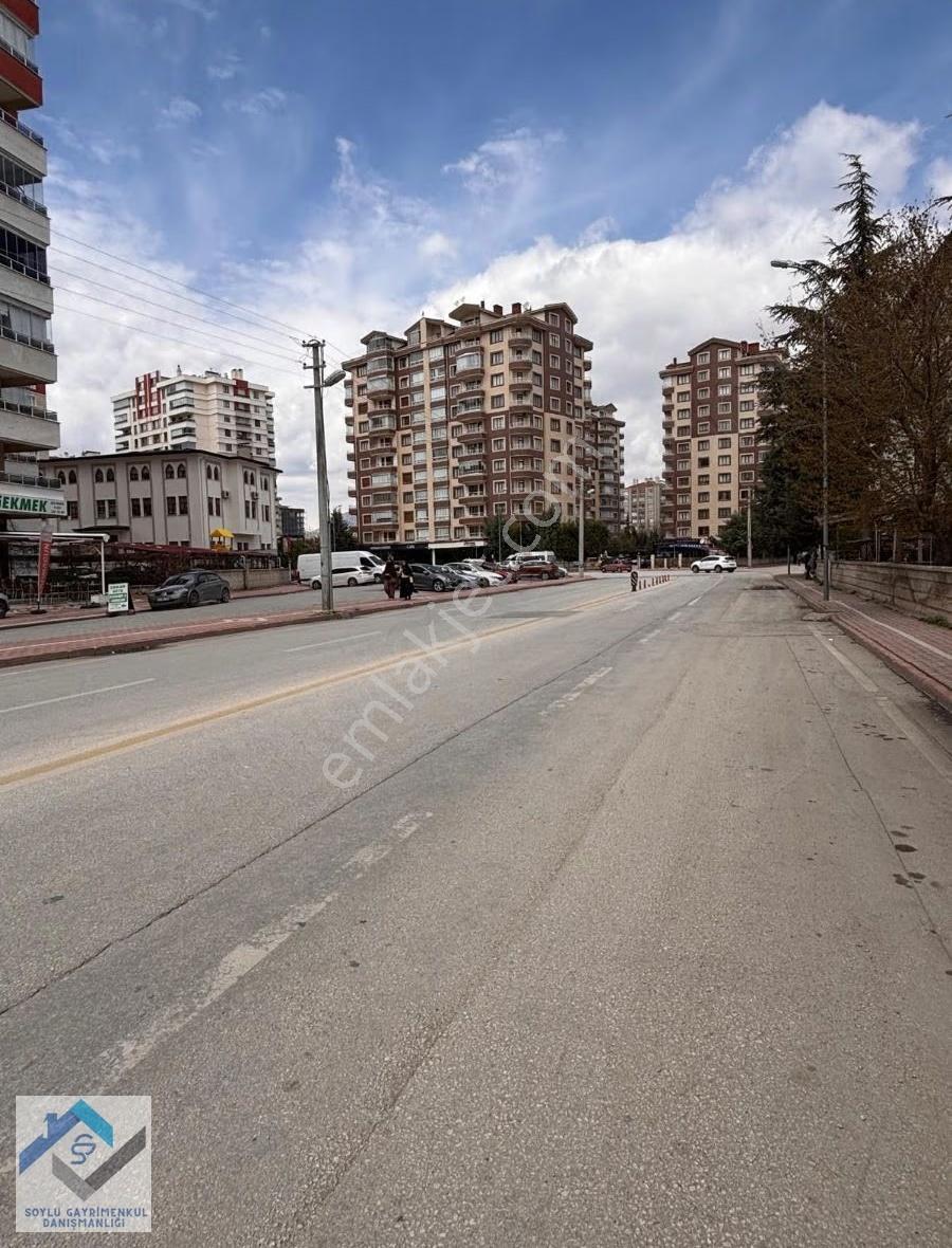 Soylu Gayrimenkul'den Kiralık Şefikcan'ın Göbeğinde 3+1 Daire