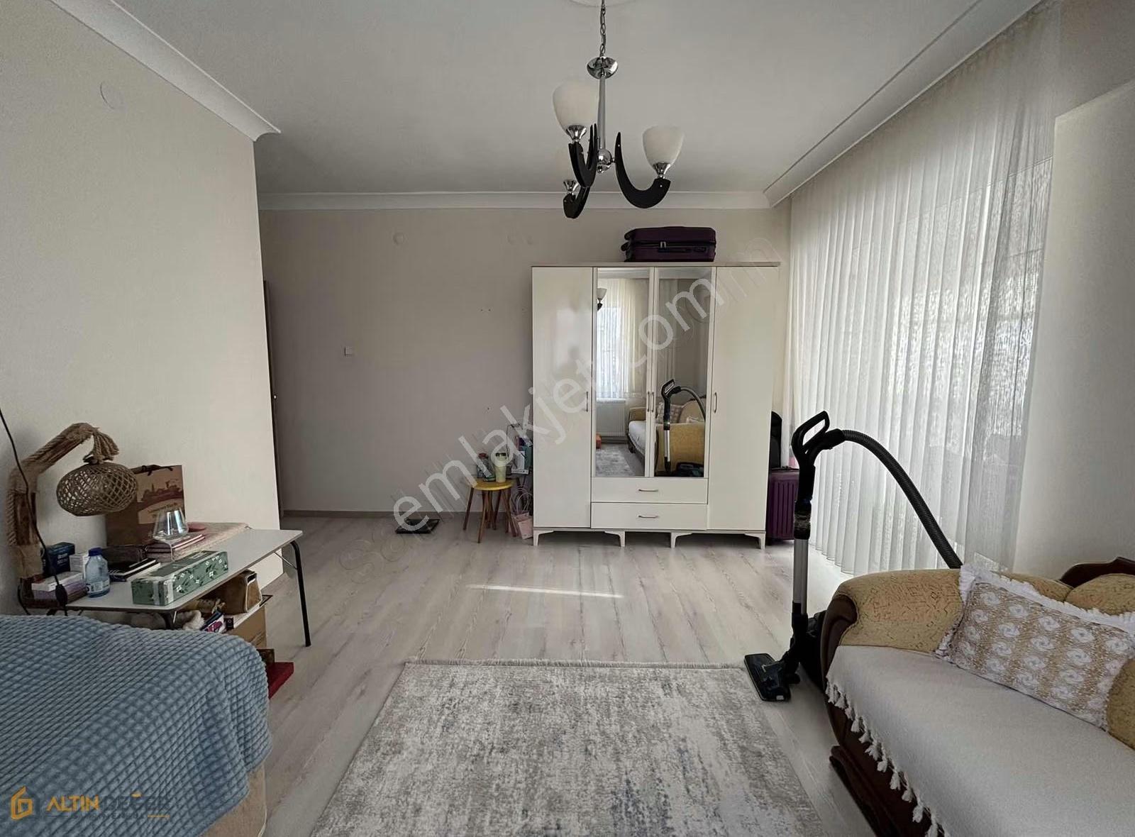 Şentepe Sol Satılık 4+1 | 160 M² Net | Ebeveyn Banyolu & 3 Cephe - Görsel 3