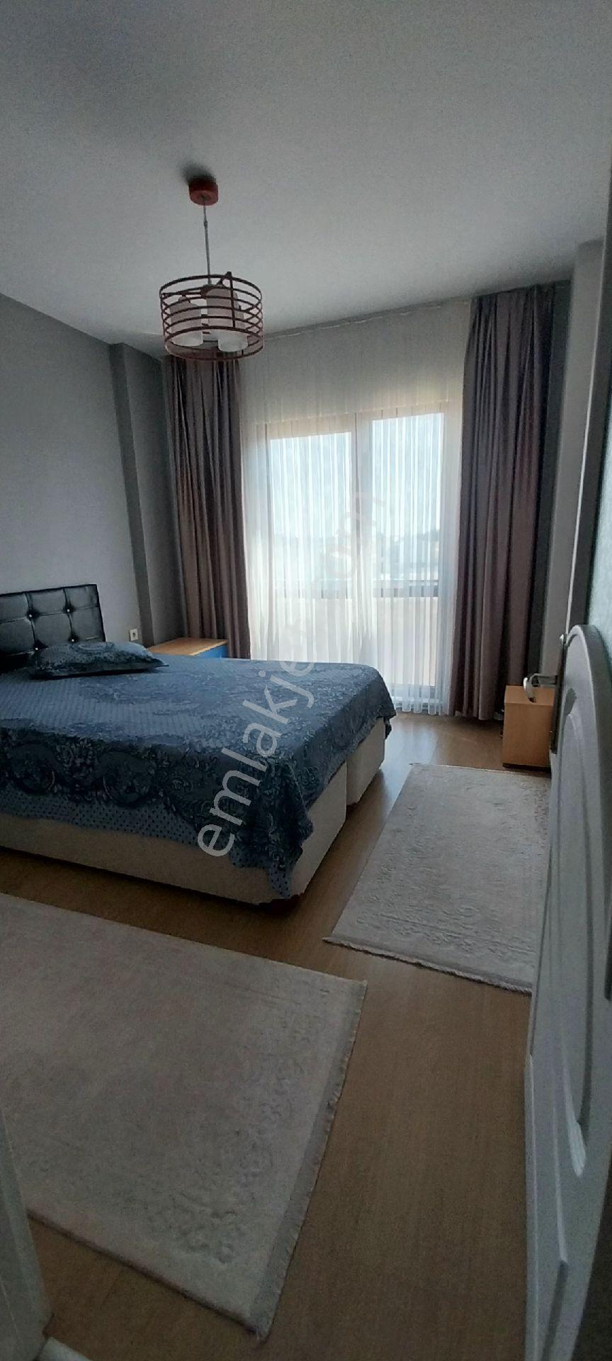 Silivri Balaban Önü Kapatmaz 3 Köşe 3 Kat Sahibindwn Satılık Villa - Görsel 28