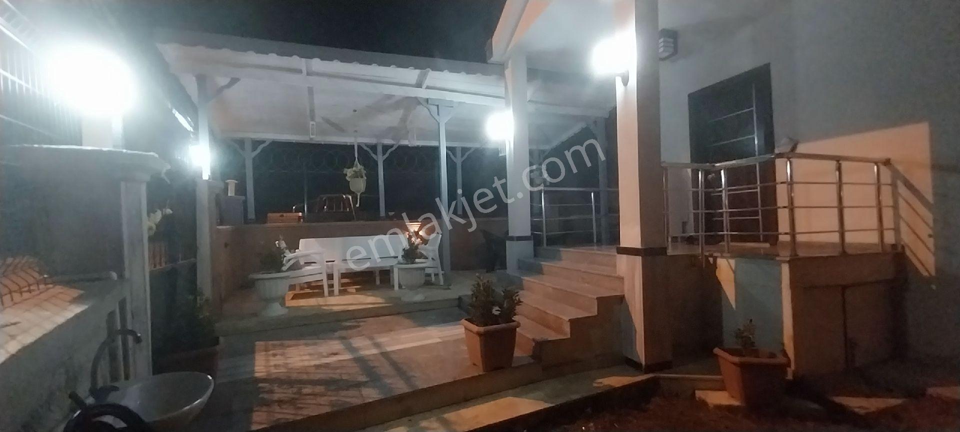 Silivri Balaban Önü Kapatmaz 3 Köşe 3 Kat Sahibindwn Satılık Villa - Görsel 20