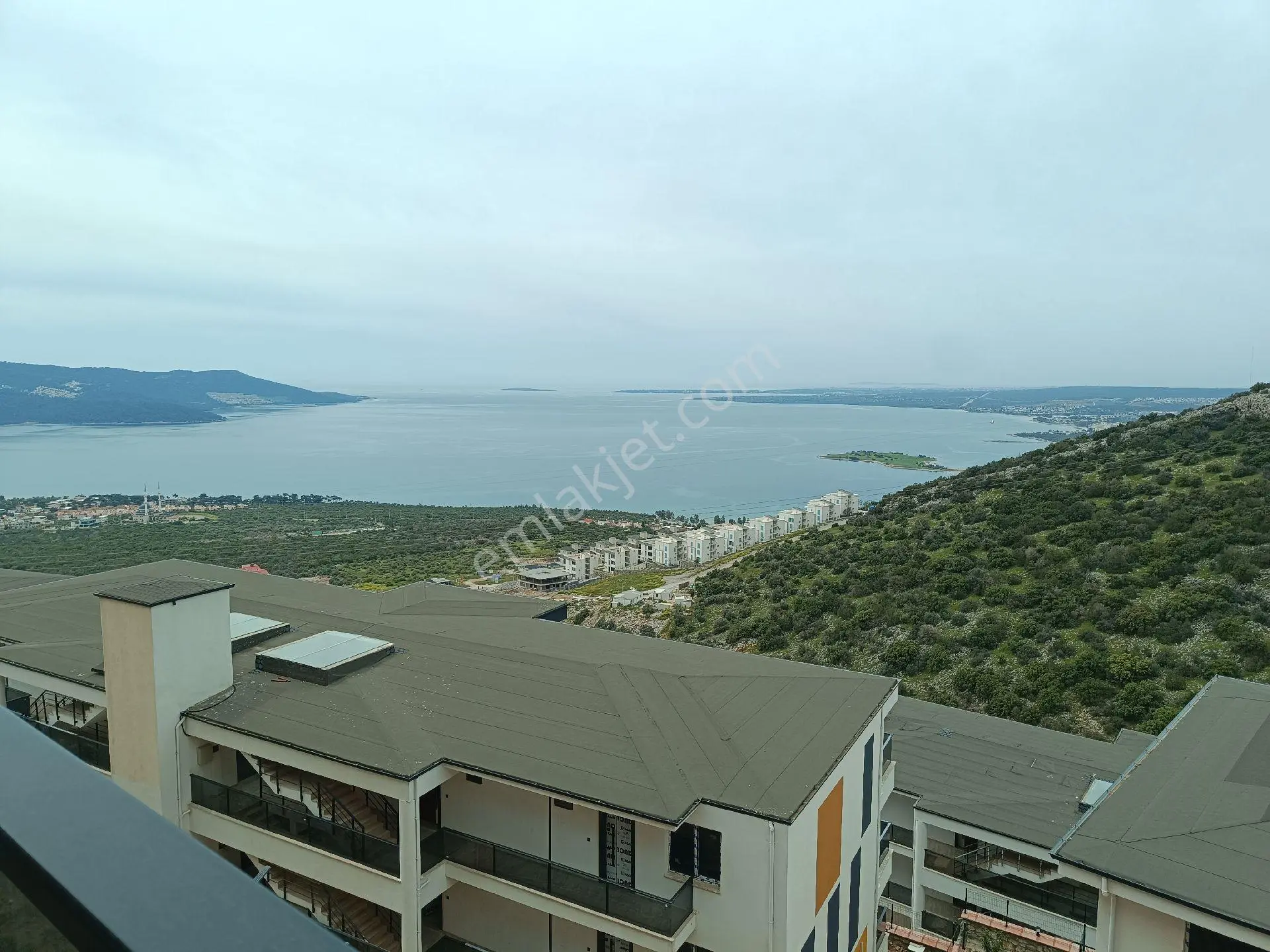 Didim Akbük'te 1+1 Deniz Manzaralı Sıfır Daire - Görsel 2