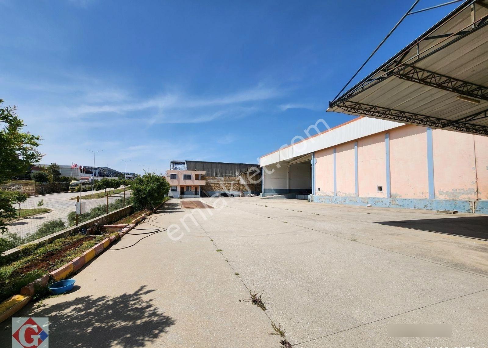 Görgün'den Organize Sanayi Bölgesi'nde 8845m2 Satılık Fabrika