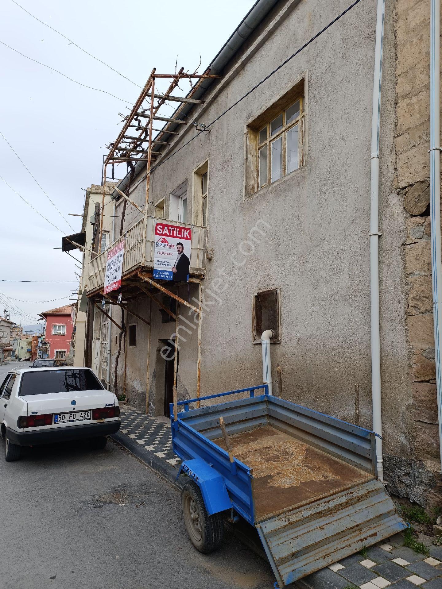 Kaçmaz Emlaktan Yeşilhisarda Satılık Müstakil Ev Merkezde - Görsel 2
