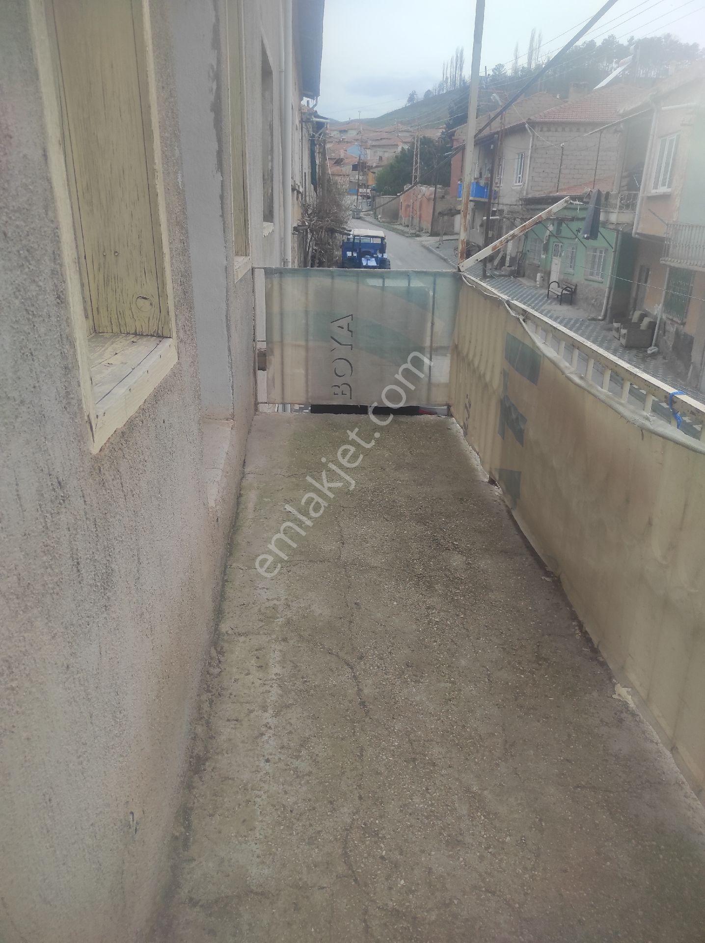 Kaçmaz Emlaktan Yeşilhisarda Satılık Müstakil Ev Merkezde - Görsel 12