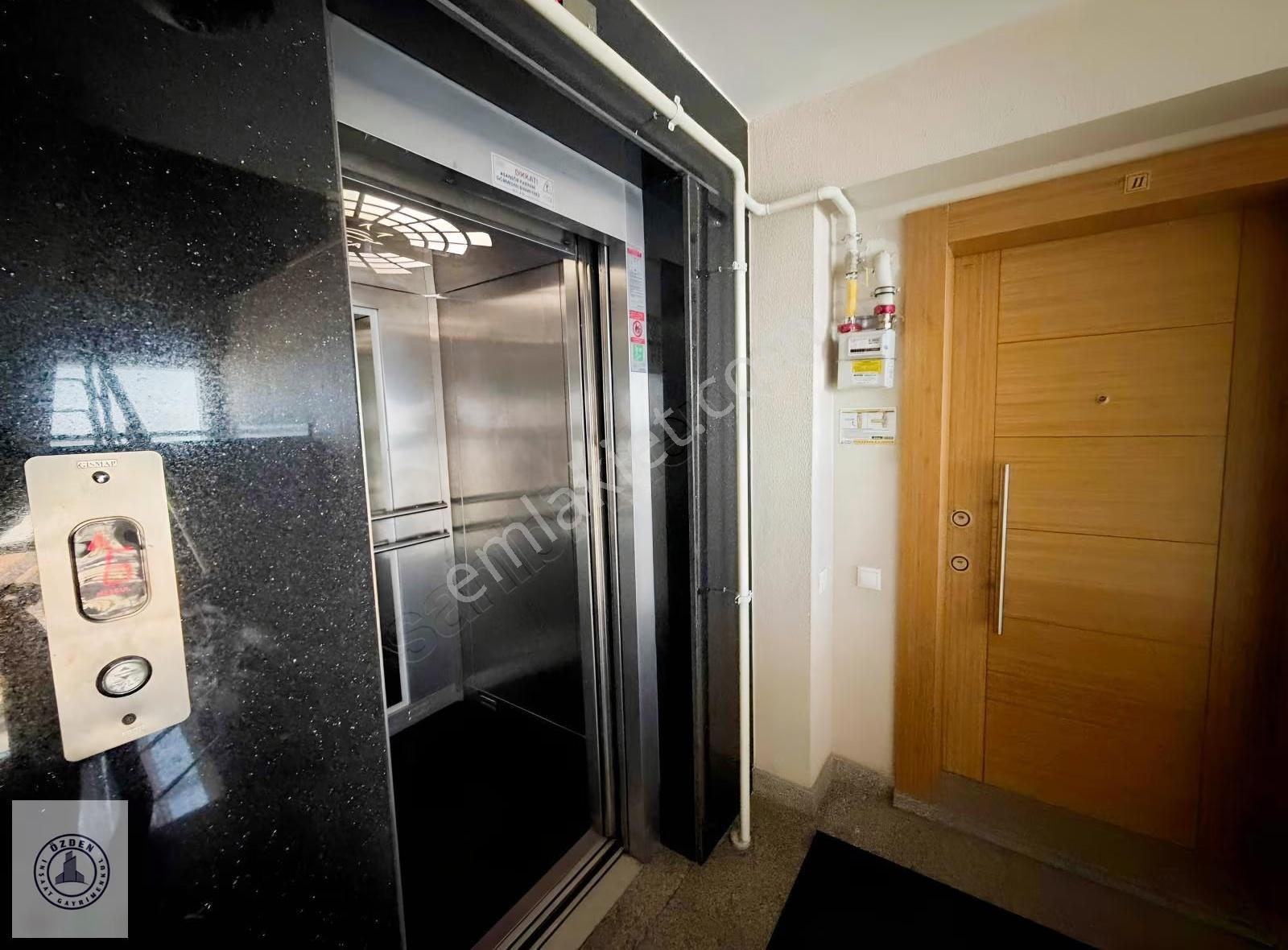 Özden Gayrimenkulden Şehir Merkezinde 3+1 Kiralık Daire - Görsel 29
