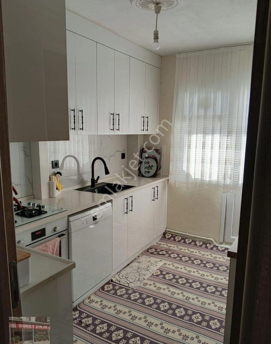 Buket Emlaktan Satılık 3+1 Daire Asansörlü Doğalgazlı - Görsel 12