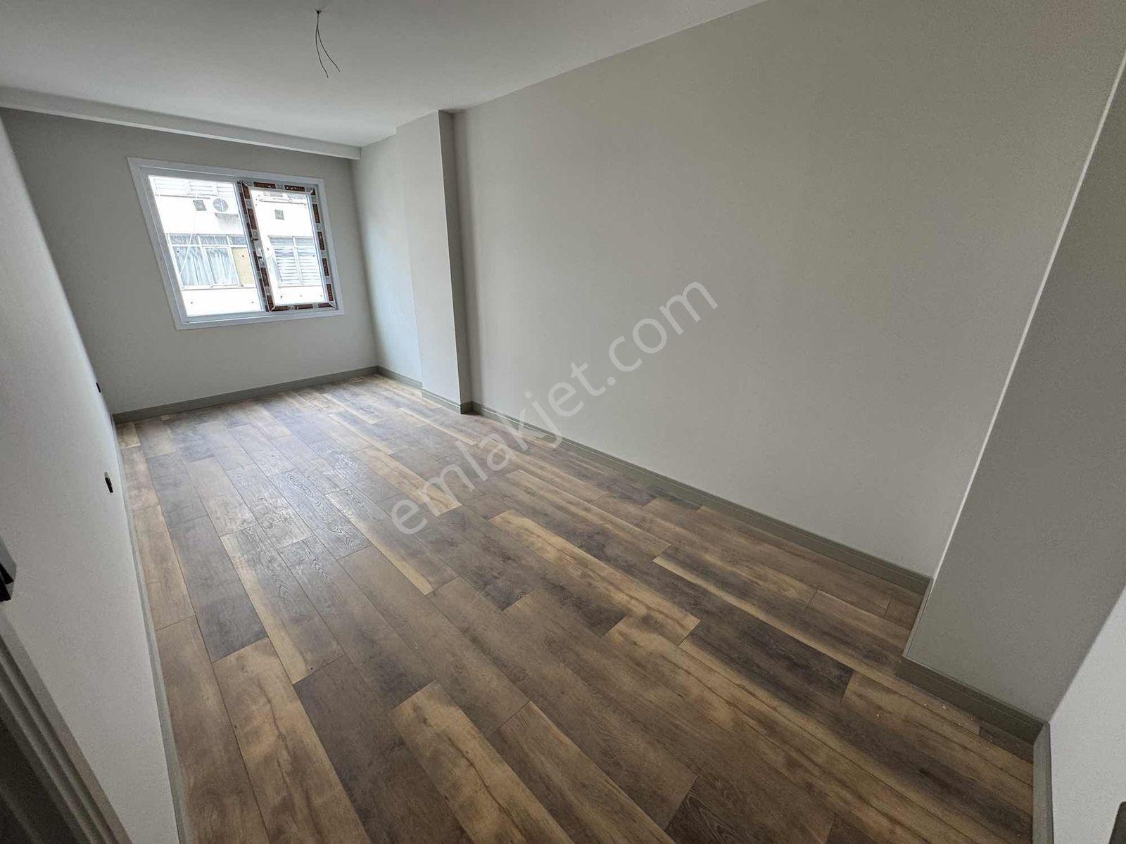 Kadıköy'de Boğaya 50 Metre Uzaklıkta Sıfır Binada Kiralık 2+1 - Görsel 23