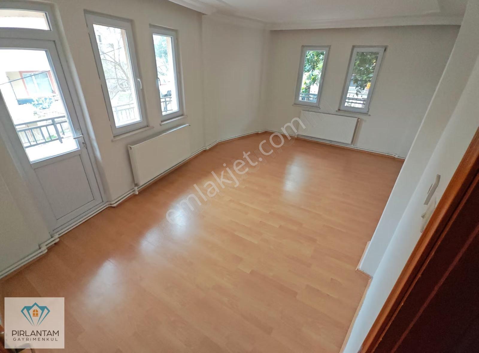 Dinkçiler Mahallesinde 3+1 130 M2 Geniş Kiralık Daire - Görsel 5