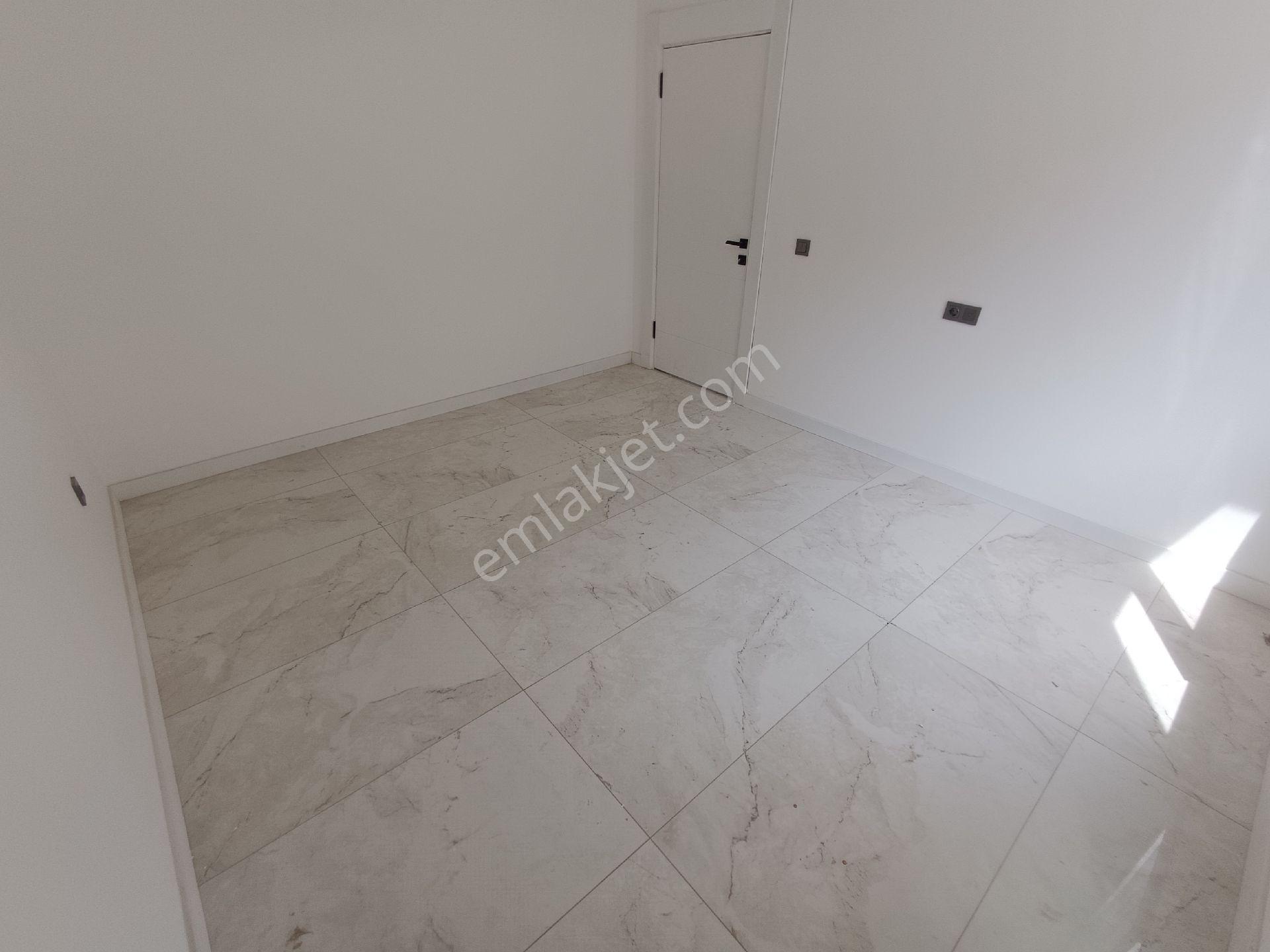 Didim Akbük'te 2+1 Deniz Manzaralı Köşe Daire - Görsel 13